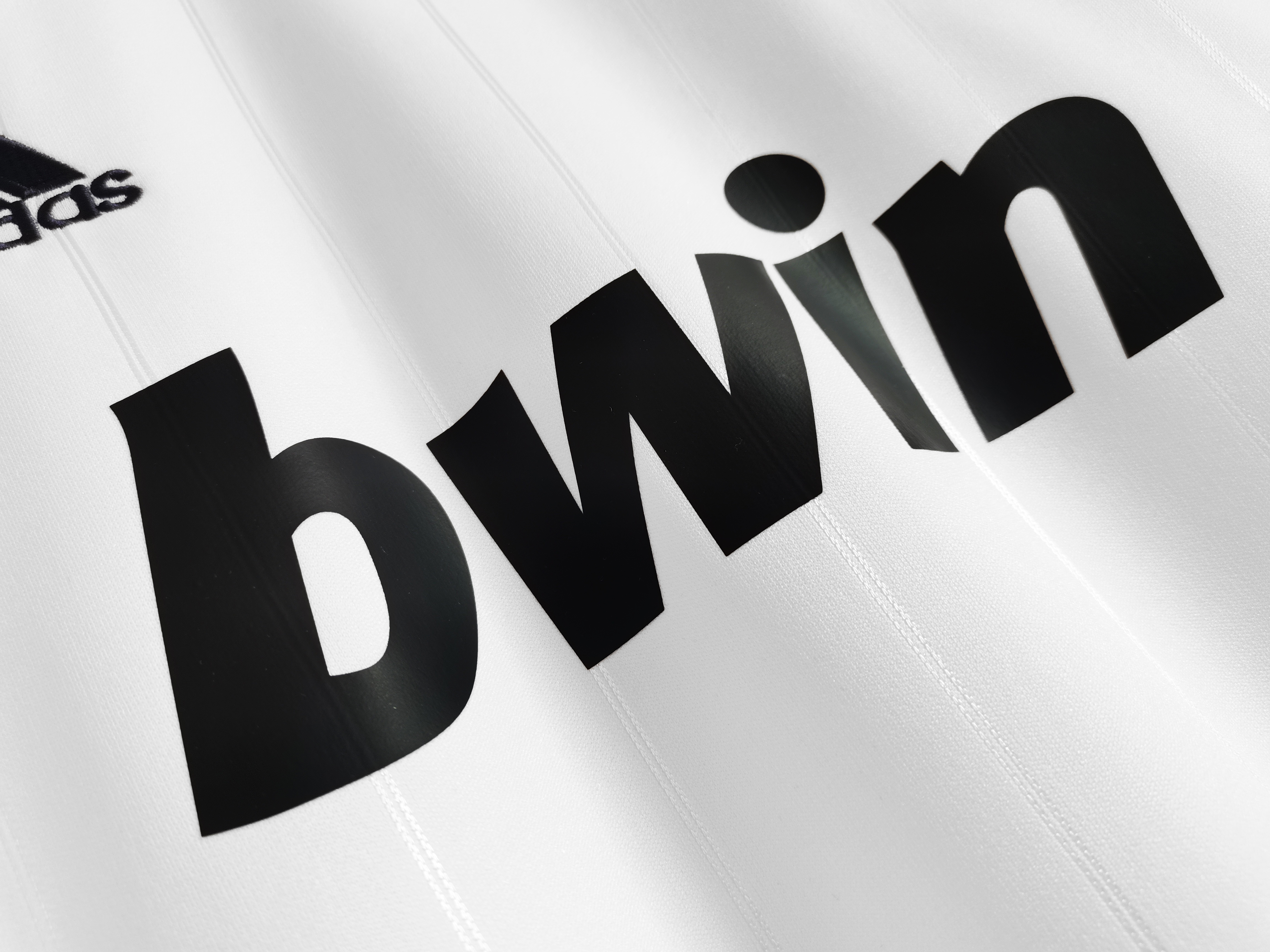 2012-2013 Real Madrid home jersey