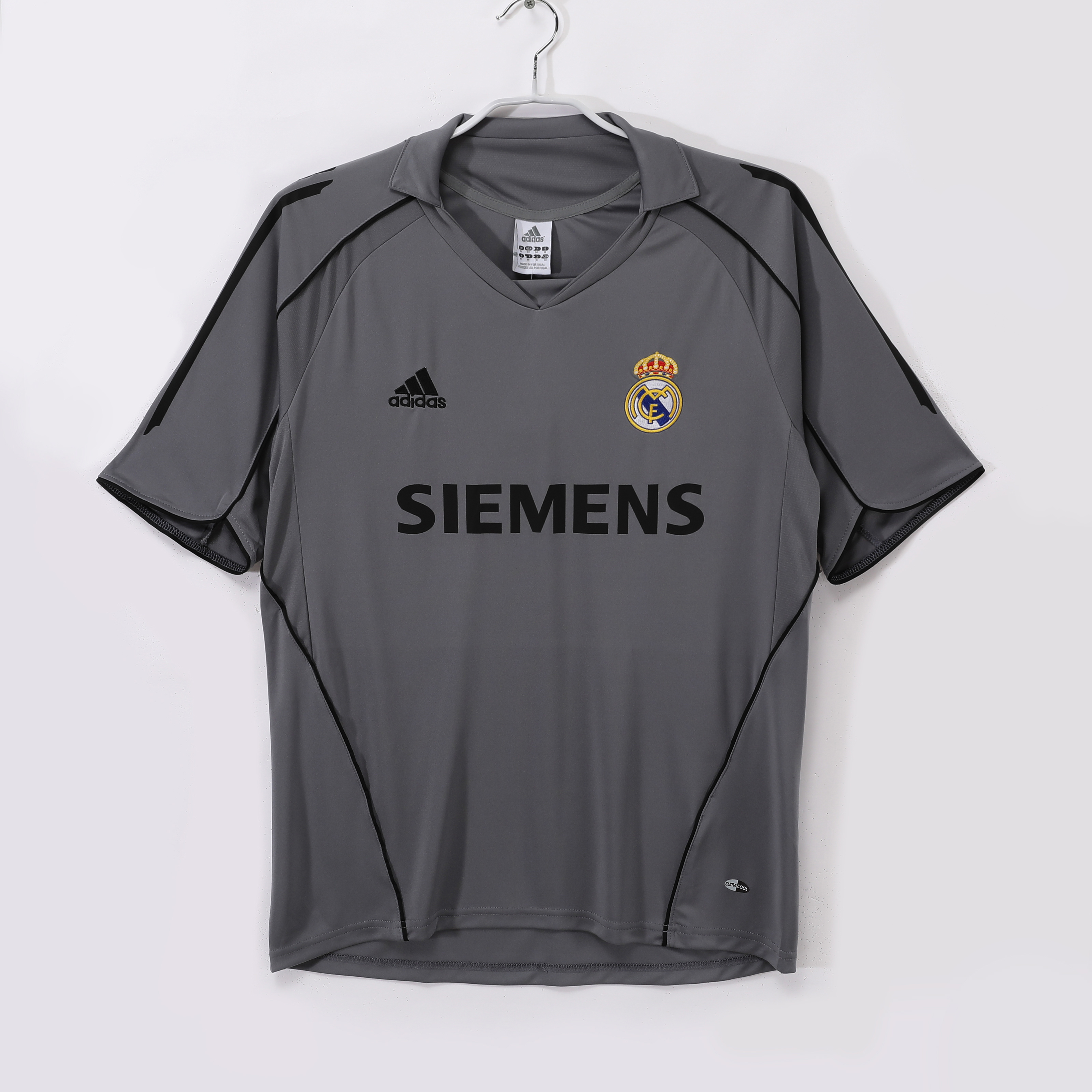 2005-2006 Real Madrid third jersey