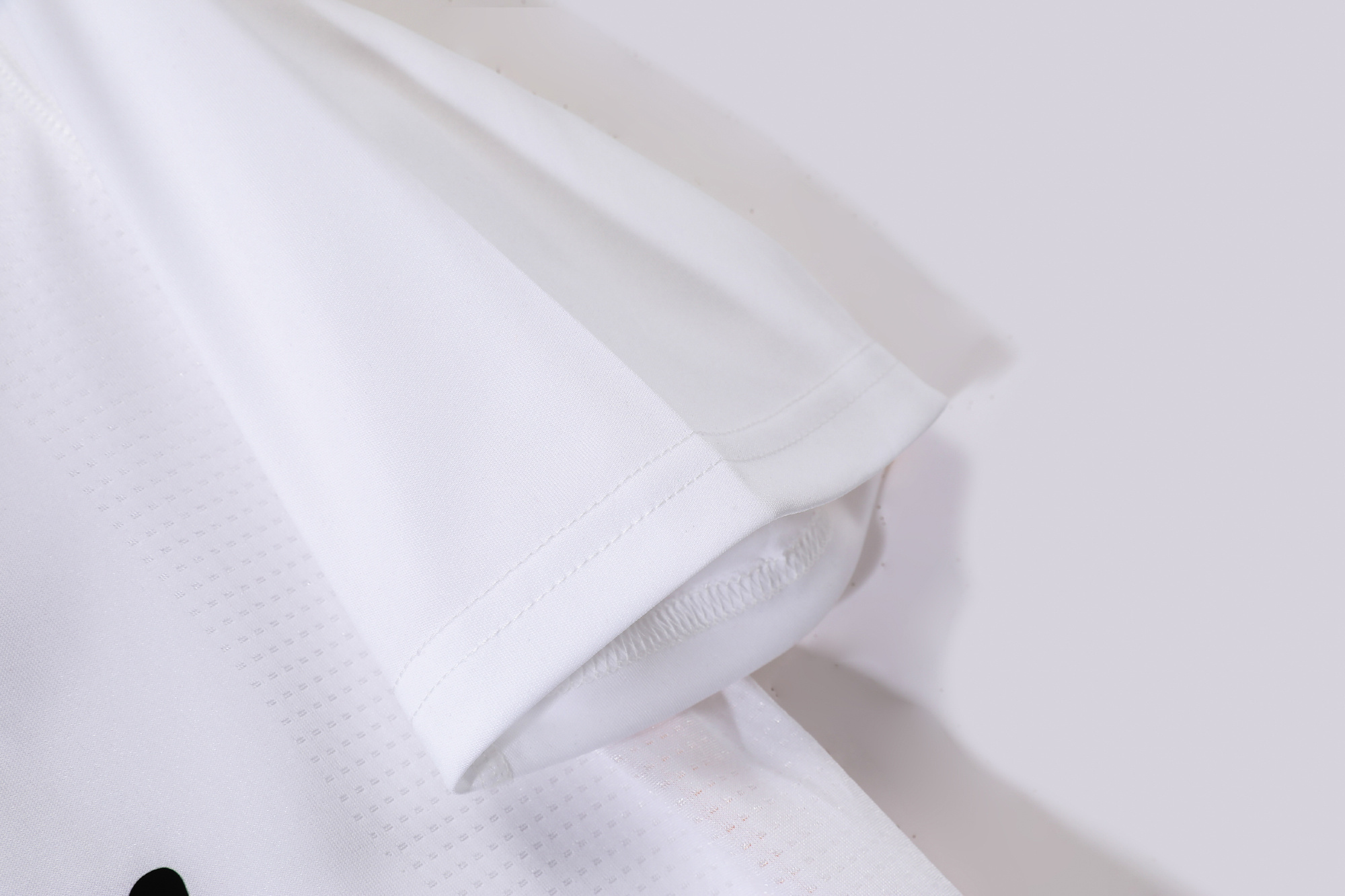 2009-2010 Real Madrid home jersey