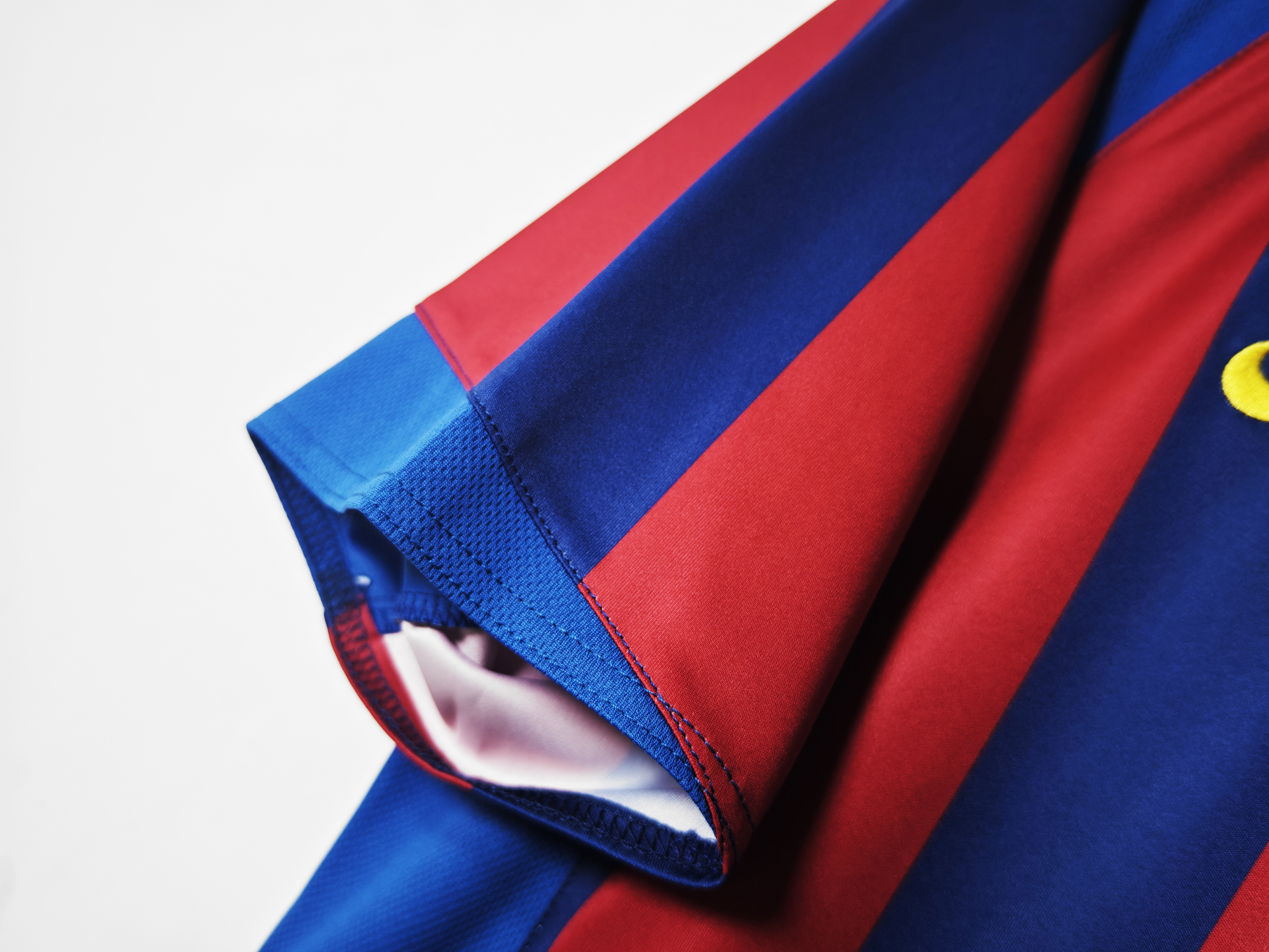 Champions League 2005-2006 Barcelona home jersey