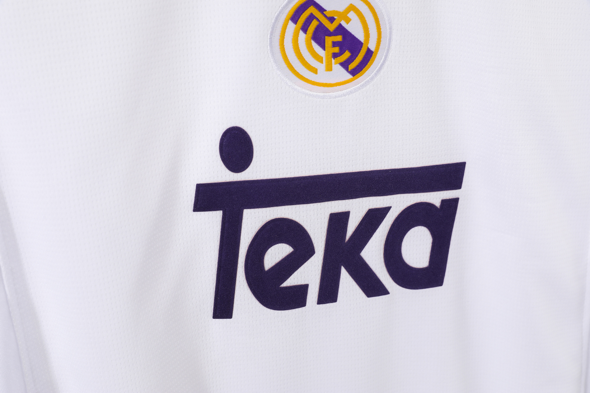 1997-1998 Real Madrid home jersey