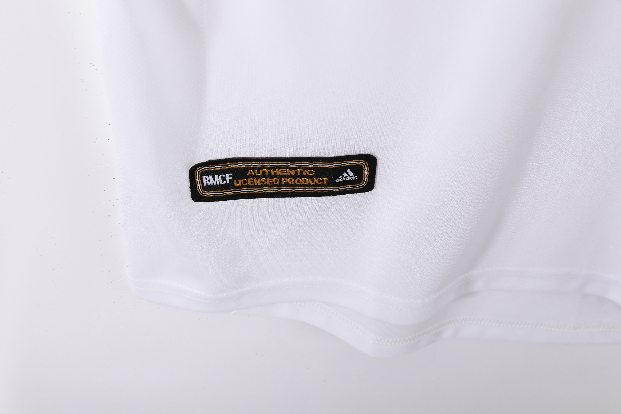 2001-2002 Real Madrid home jersey