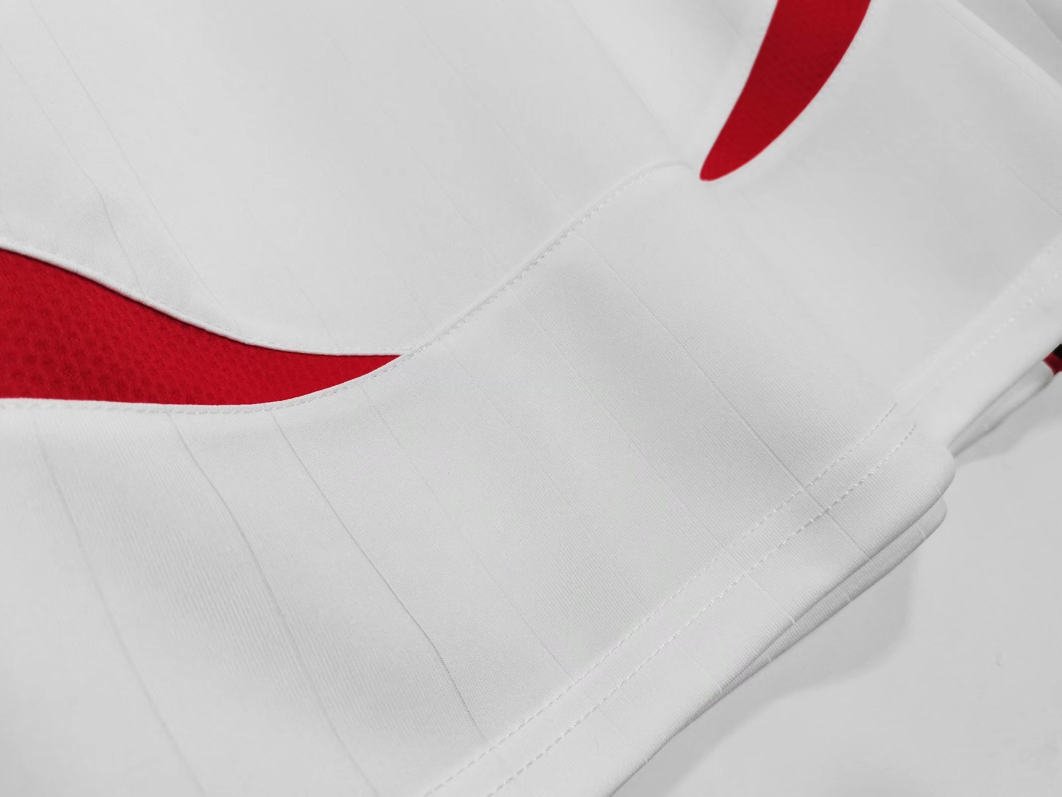 Long sleeves 2006-2007 AC Milan away jersey