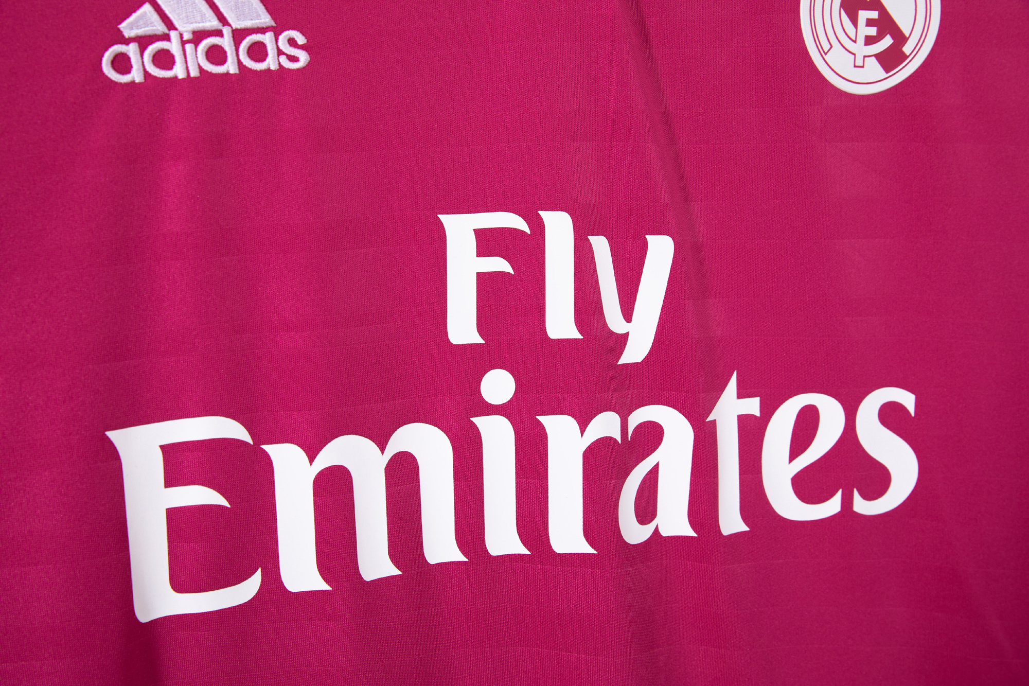 2014-2015 Real Madrid away jersey