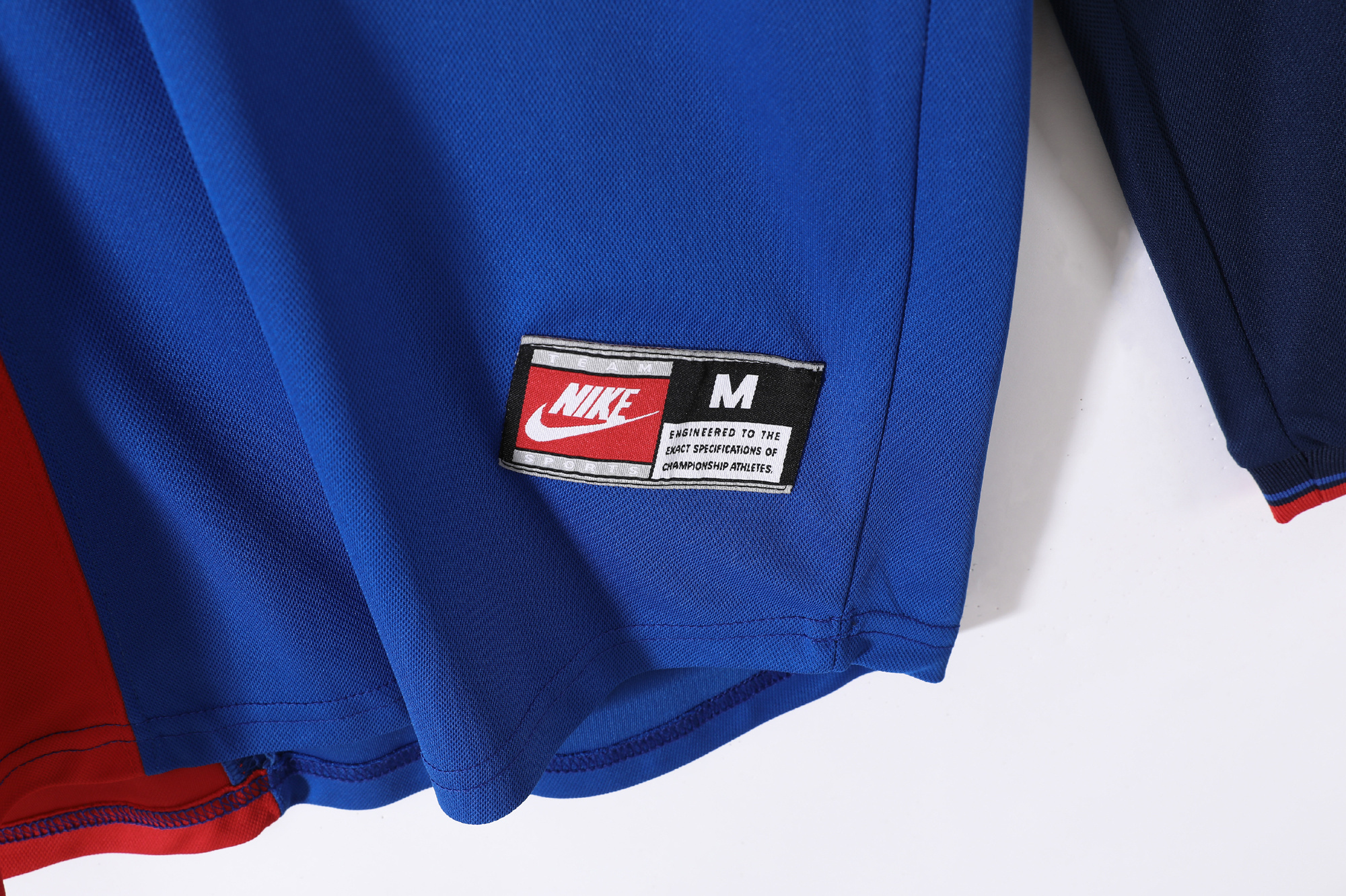 Long sleeves 1999-2000 Barcelona home jersey