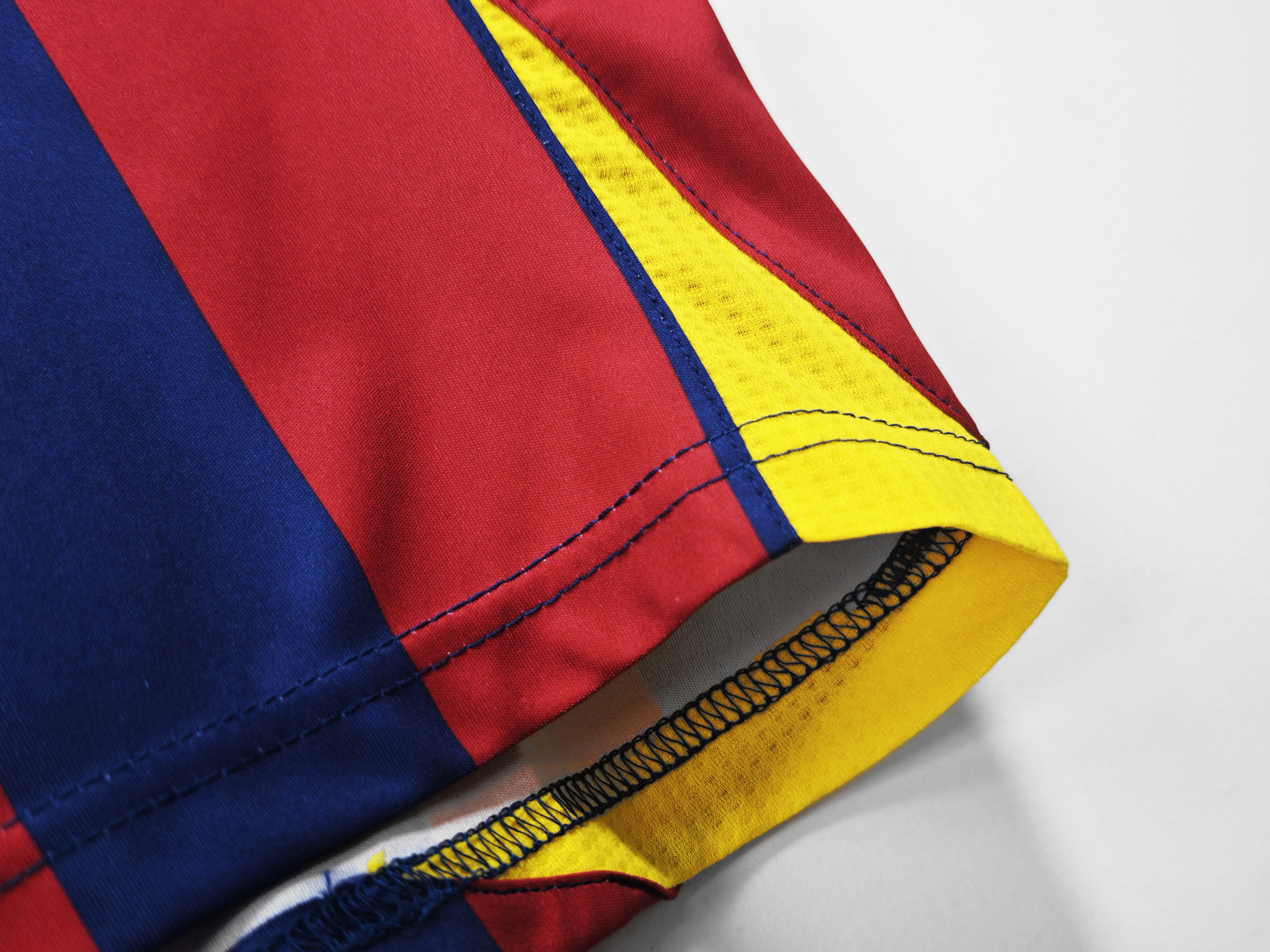 Champions League 2005-2006 Barcelona home jersey