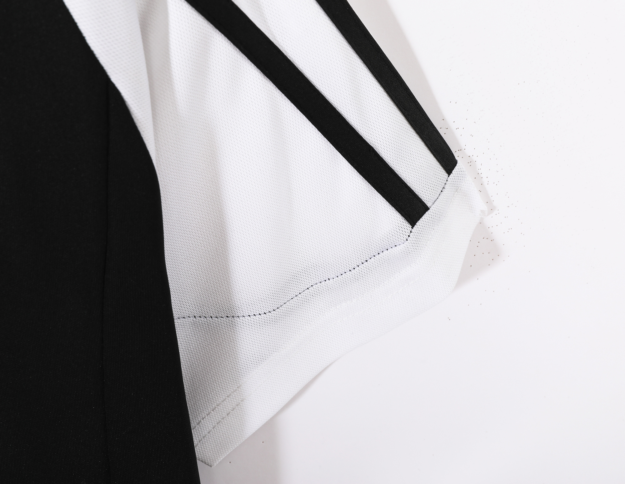 2001-2002 Real Madrid away jersey