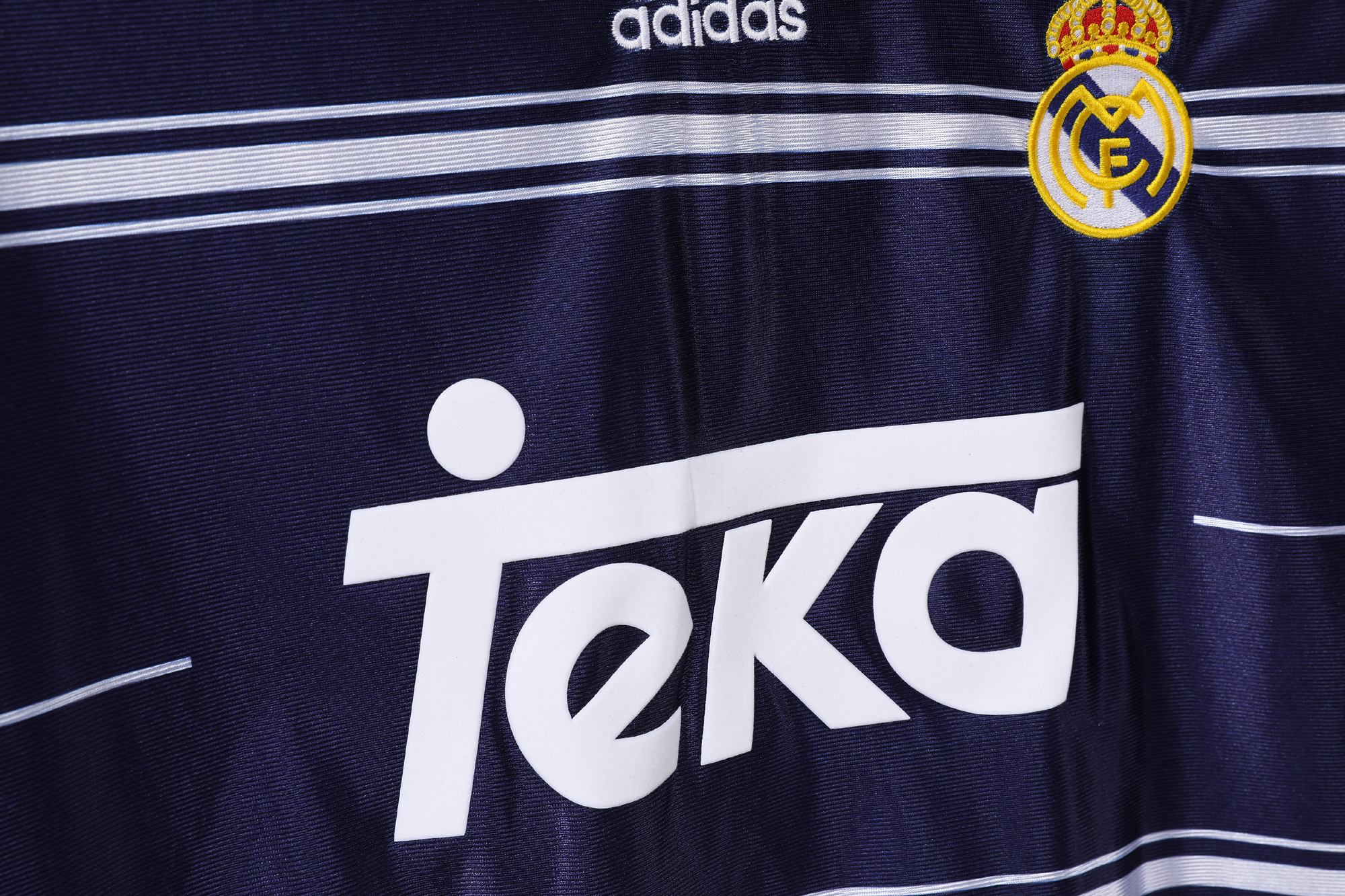 1998-1999 Real Madrid third jersey