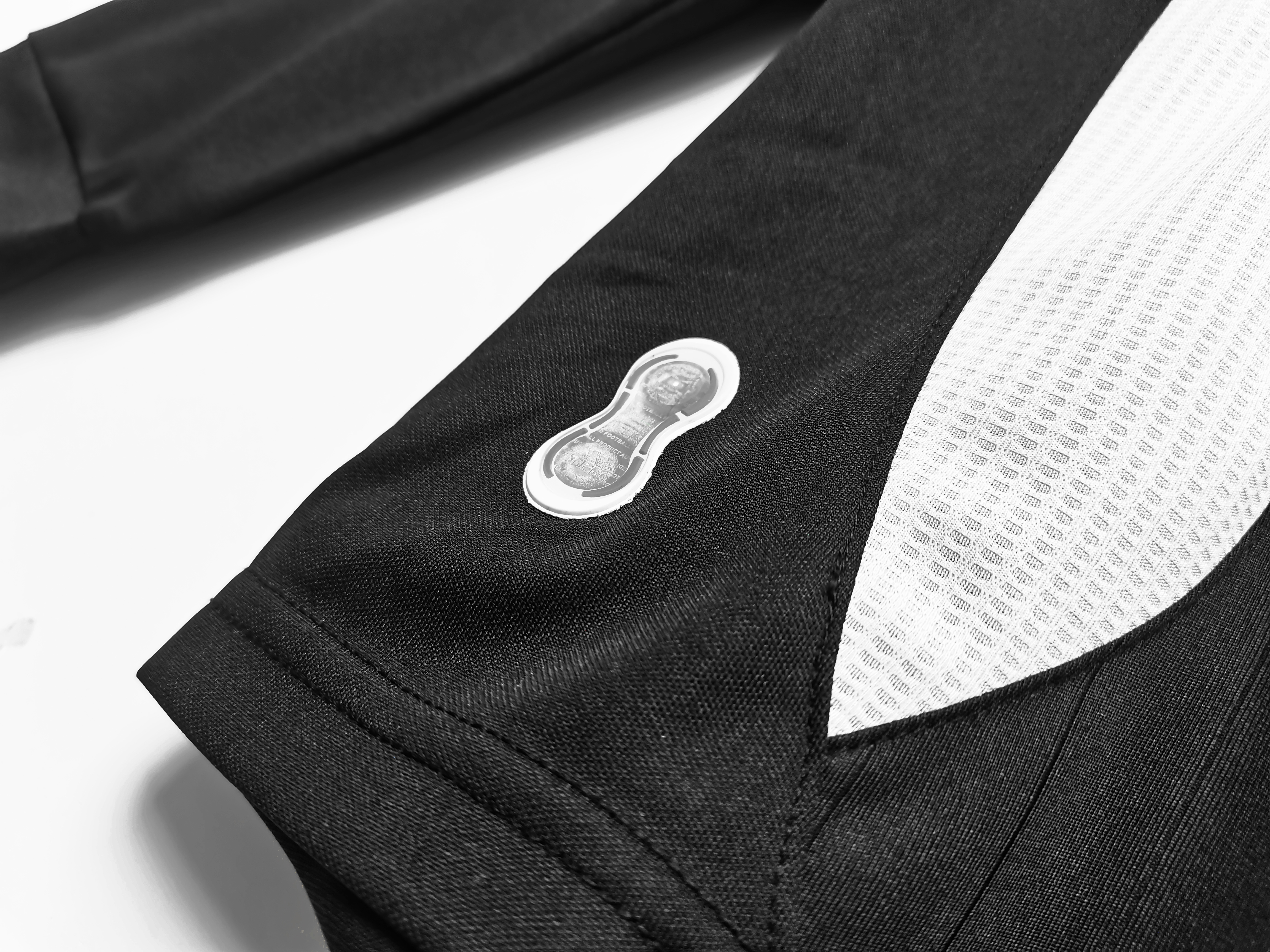 Long sleeves 2006-2007 Real Madrid third jersey