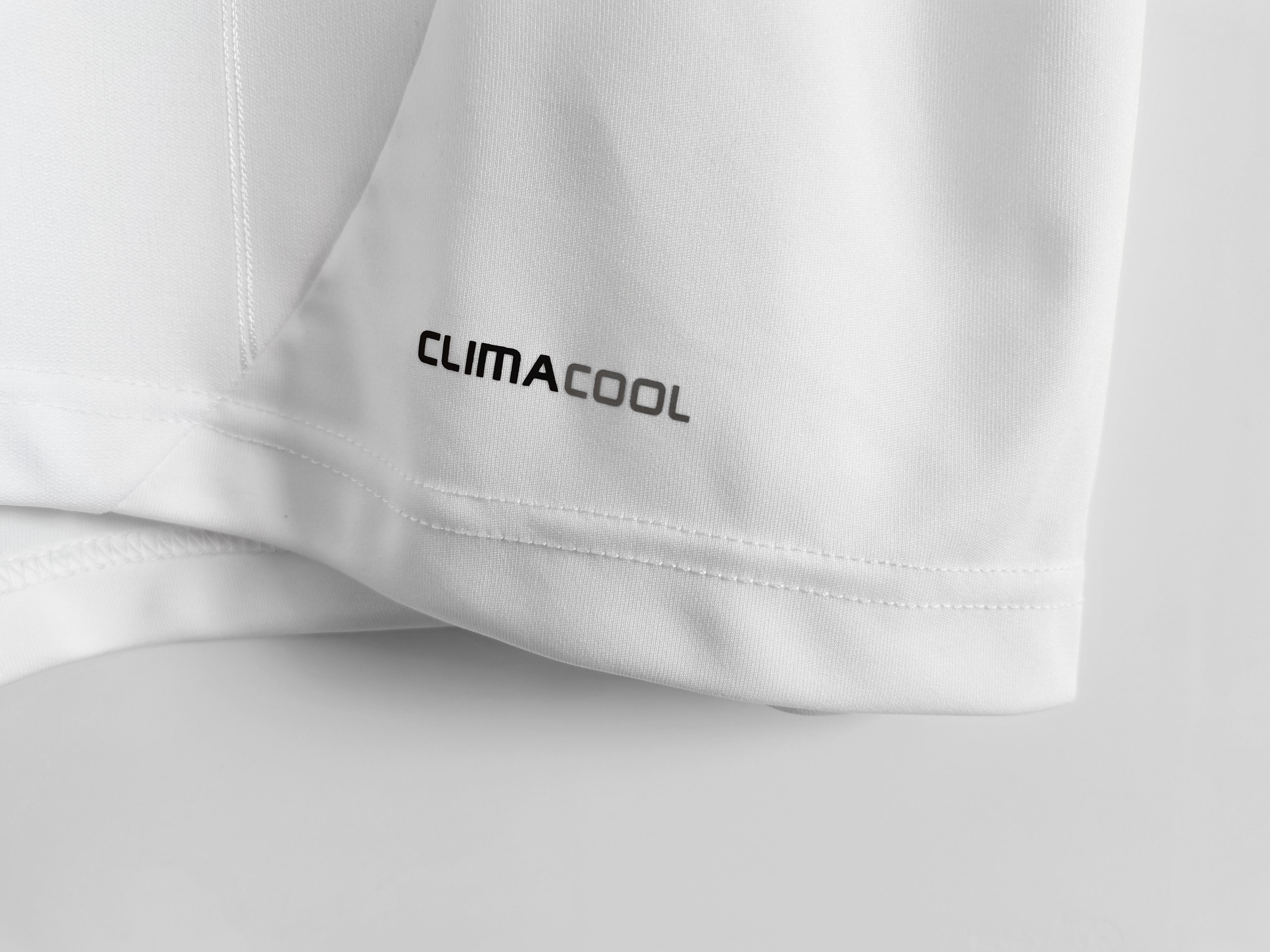 2012-2013 Real Madrid home jersey