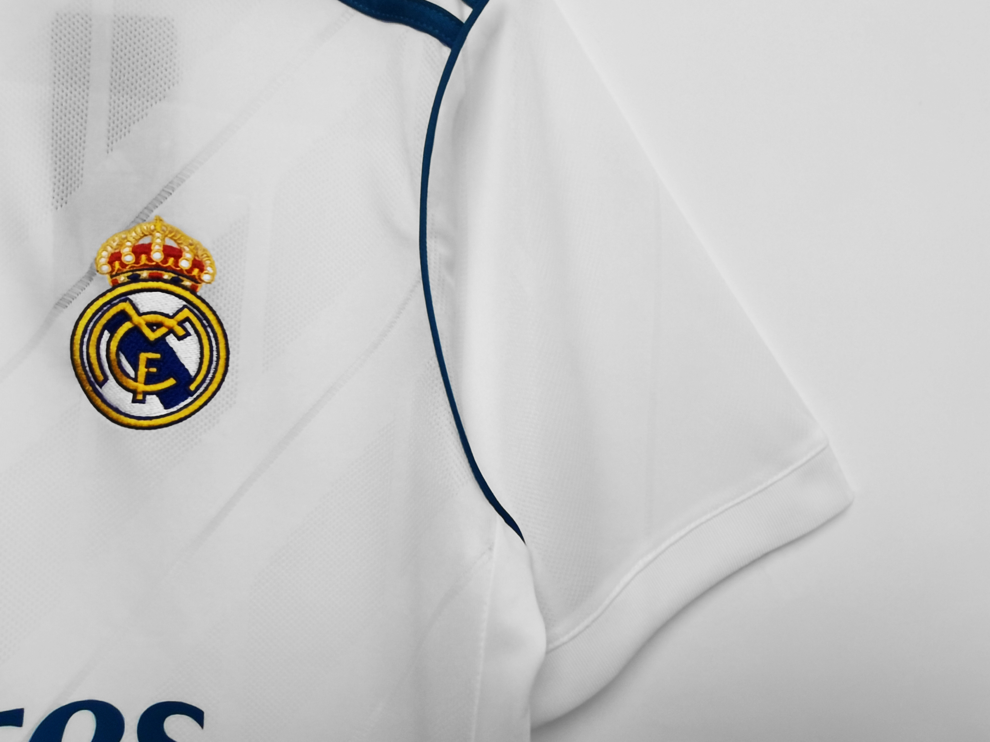 2017-2018 Real Madrid home jersey