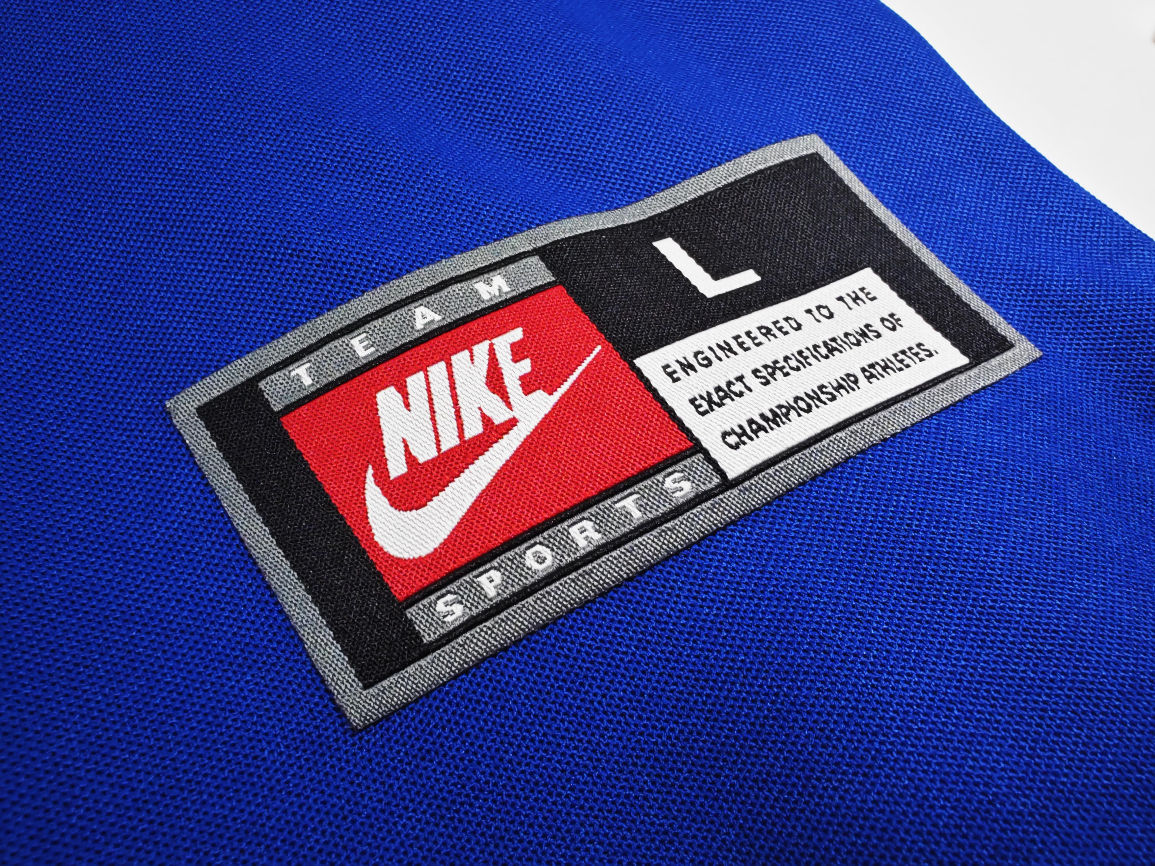 1999-2000 Barcelona home jersey