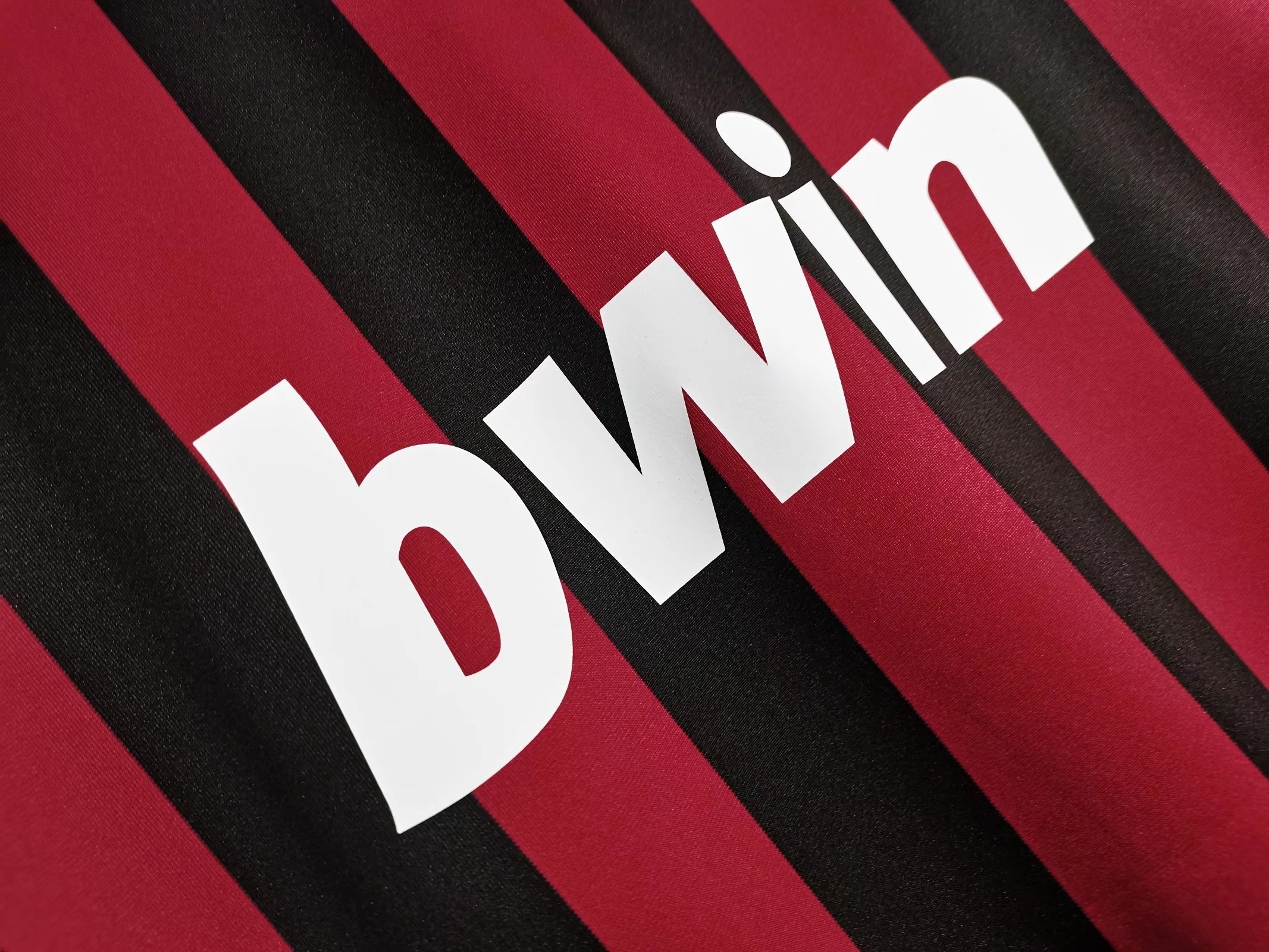 Long sleeves 2009-2010 AC Milan home jersey
