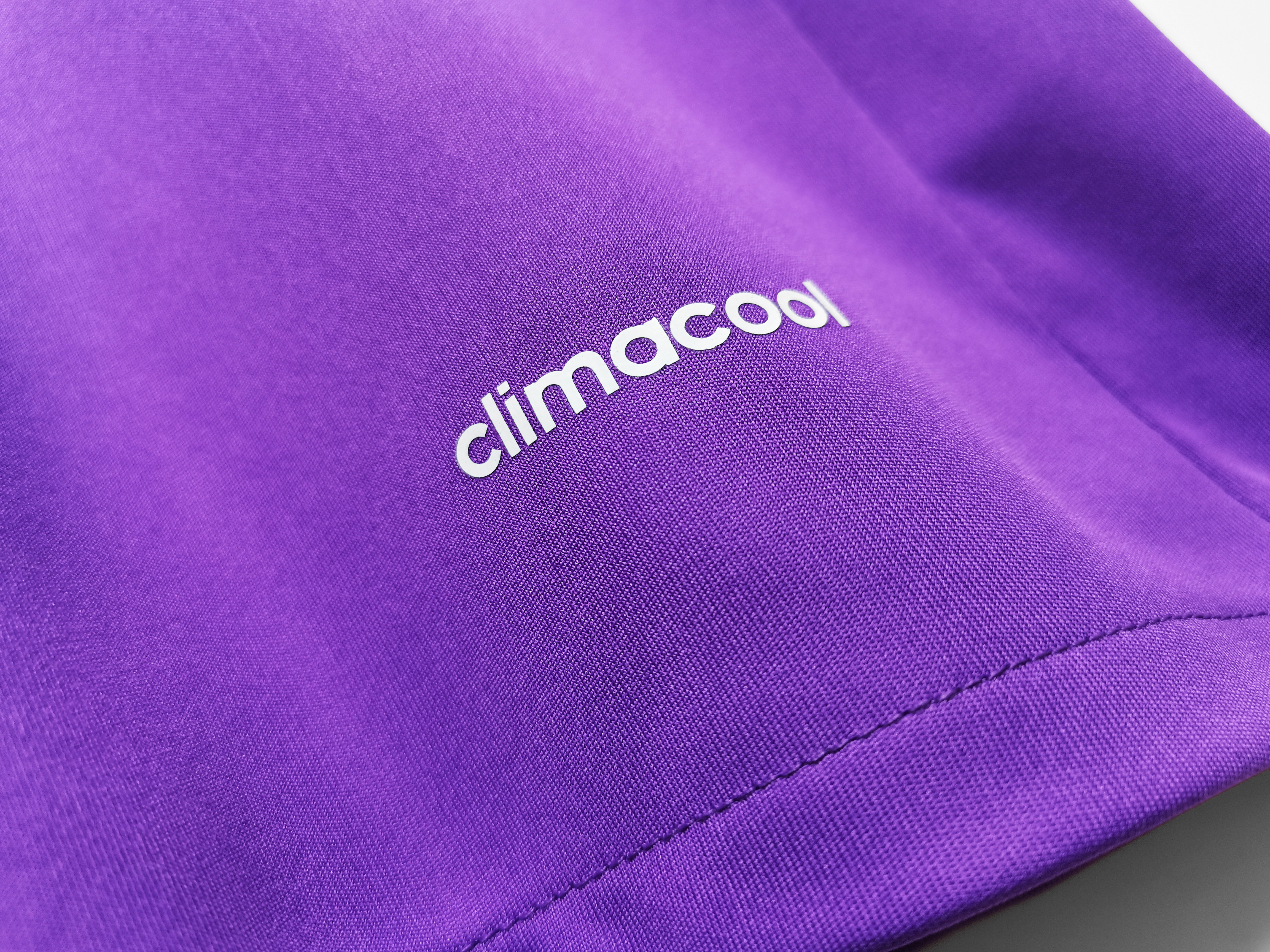 Long sleeves 2016-2017 Real Madrid away jersey