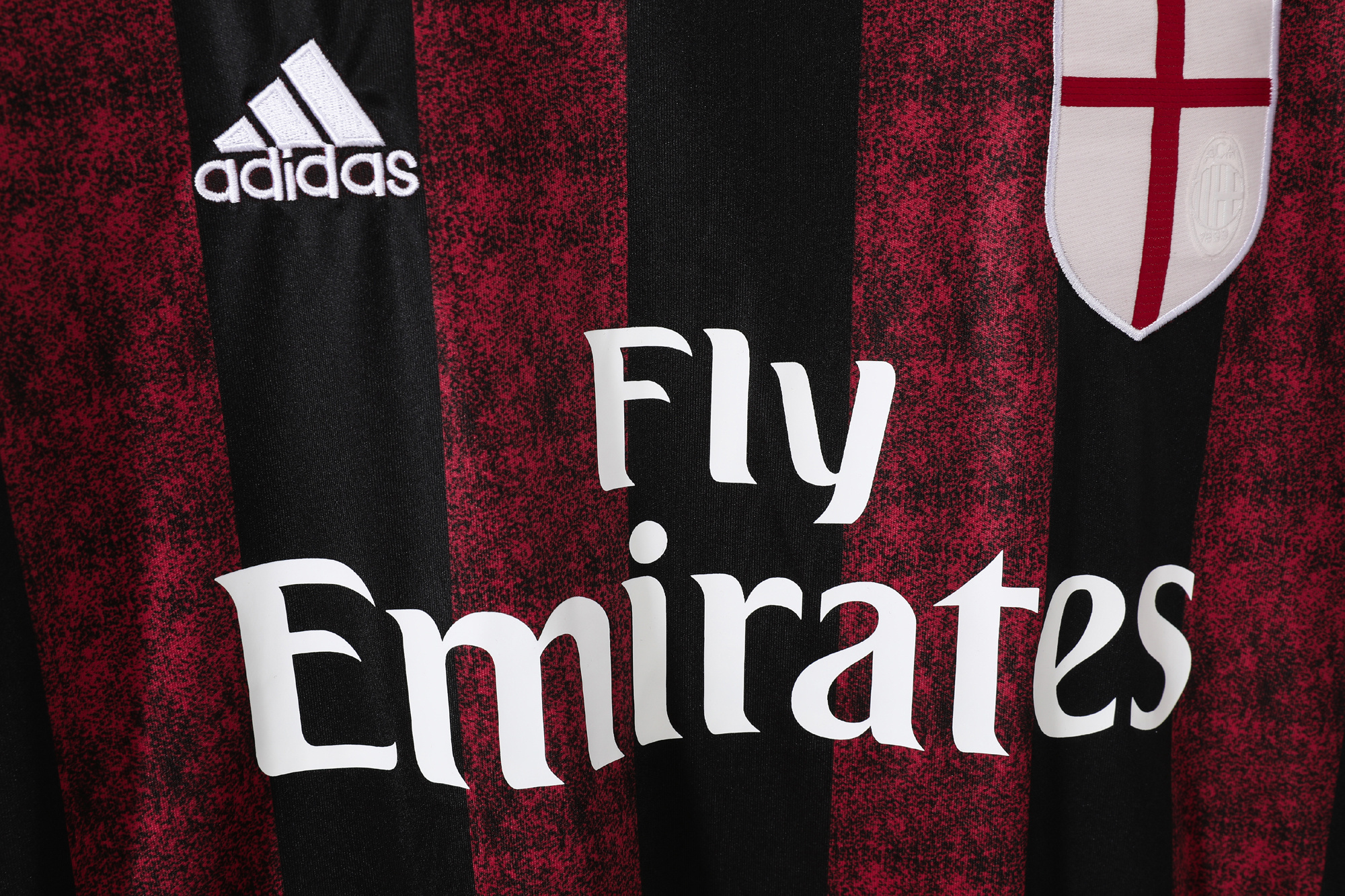 2015-2016 AC Milan home jersey