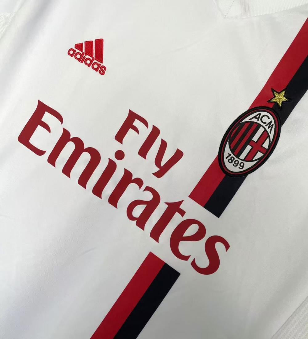 2011-2012 AC Milan away jersey