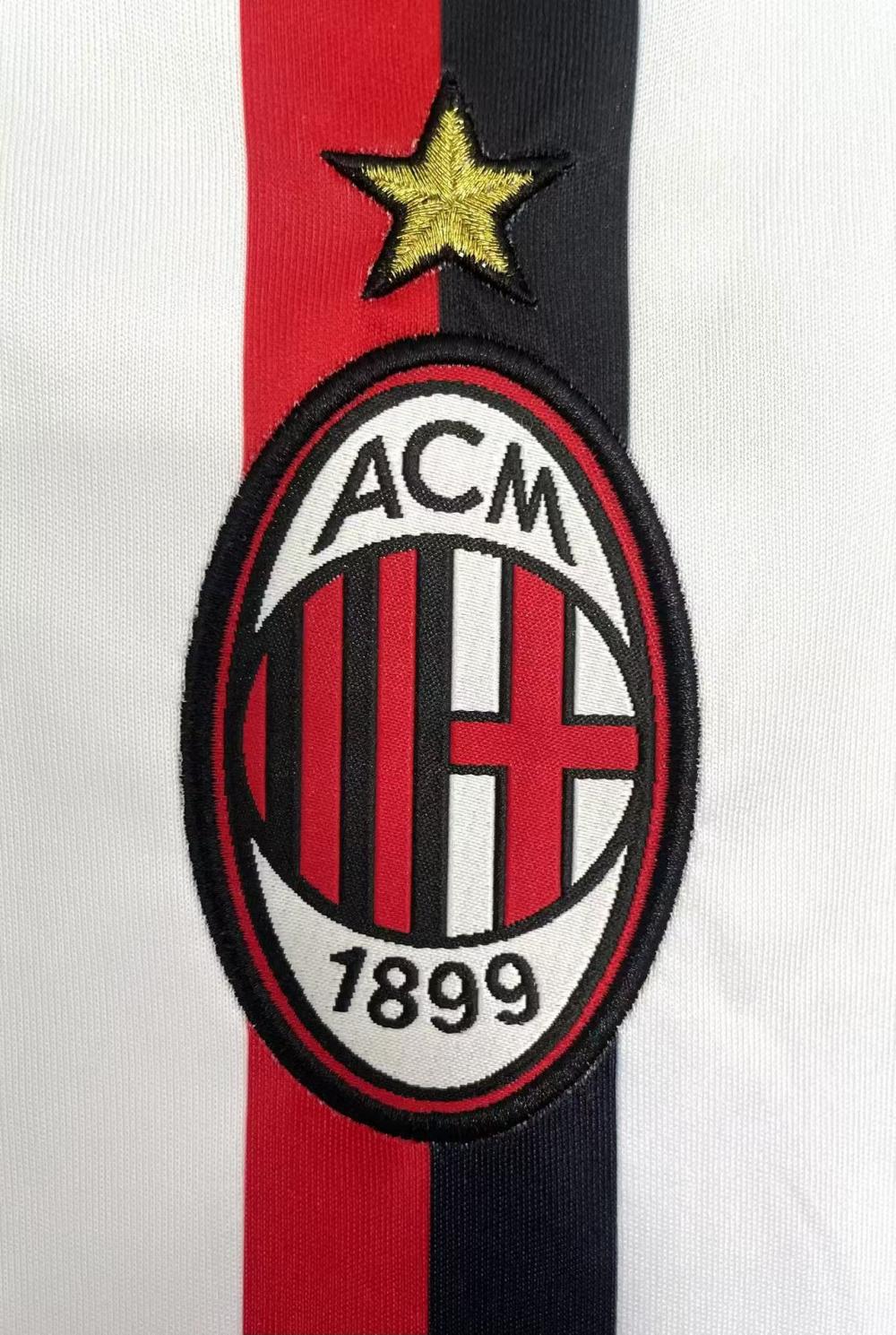2011-2012 AC Milan away jersey