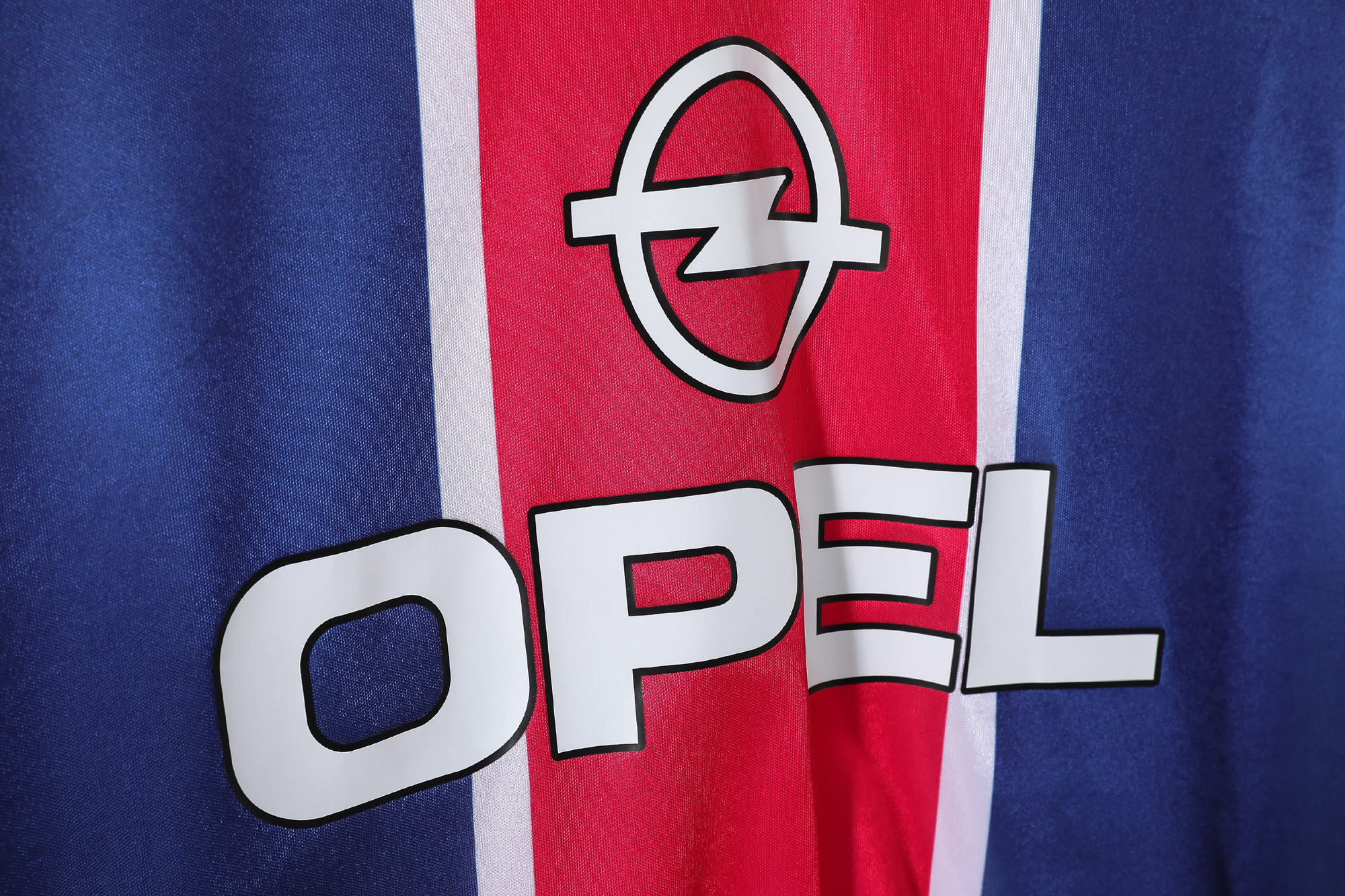 1998-1999 Paris home jersey