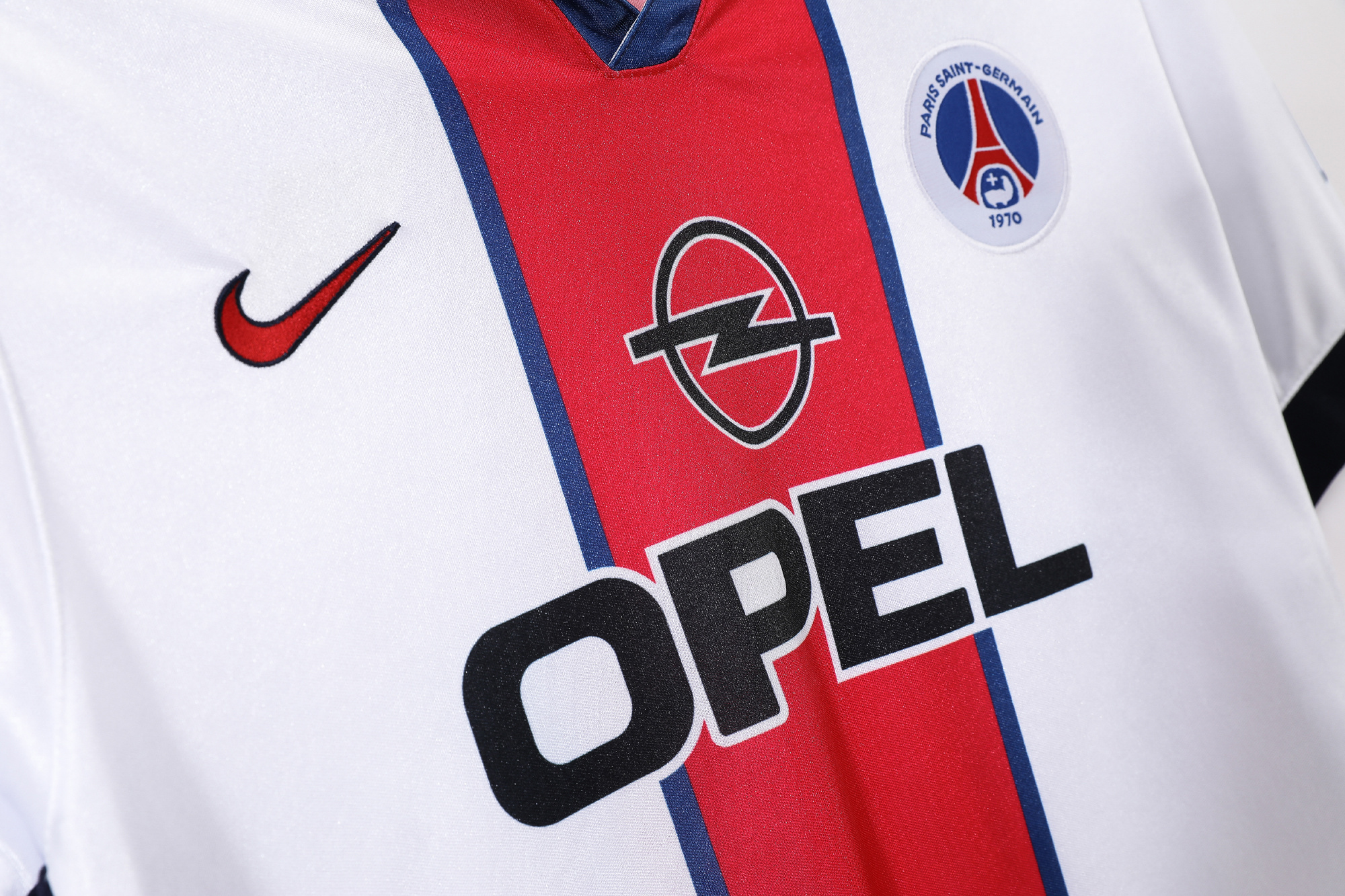1998-1999 Paris away jersey