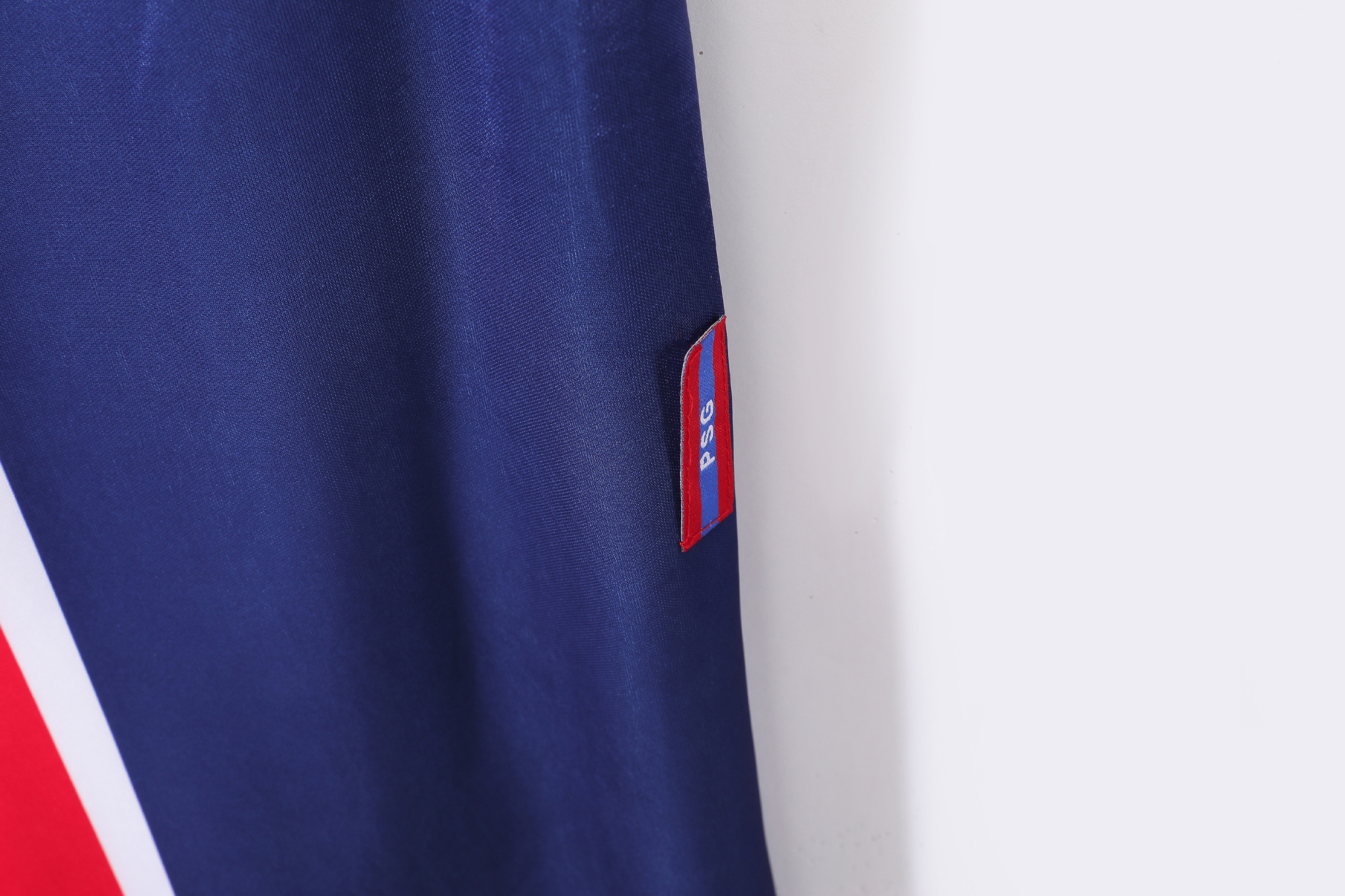 1998-1999 Paris home jersey