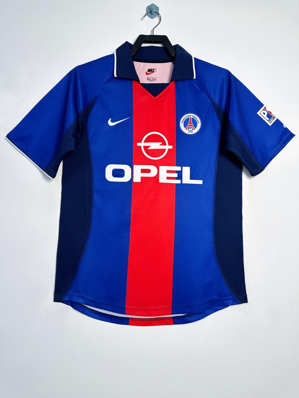 2000-2001 Paris home jersey
