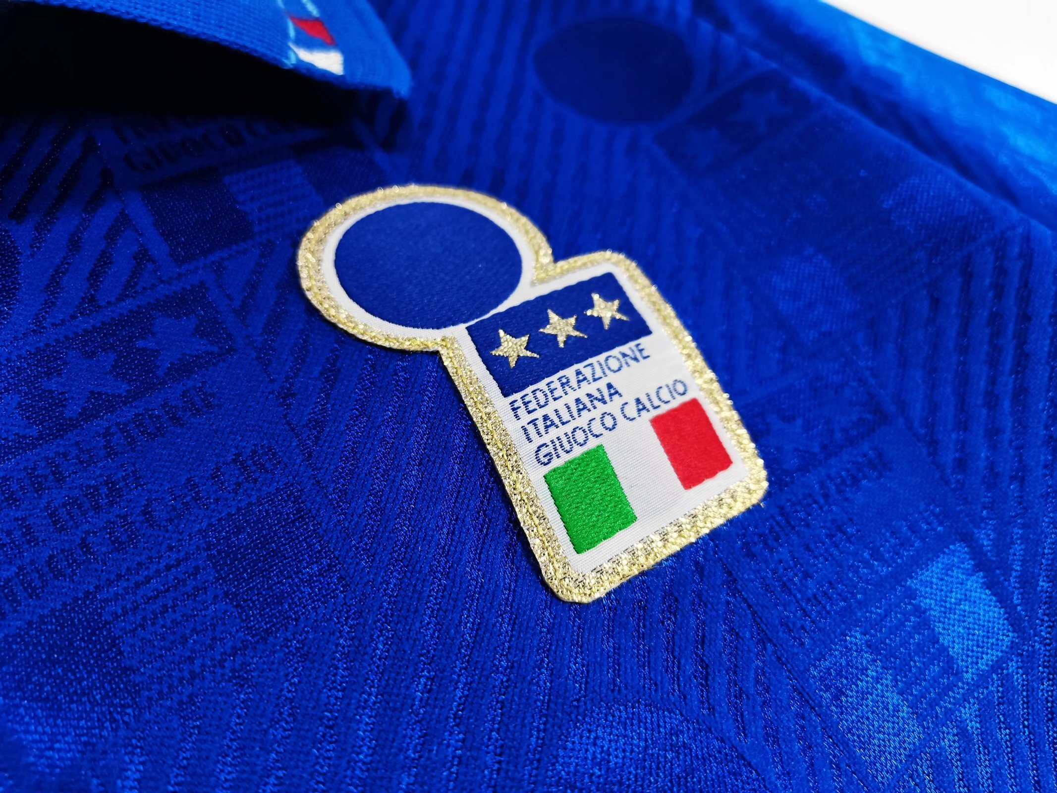 1994 Italy home jersey