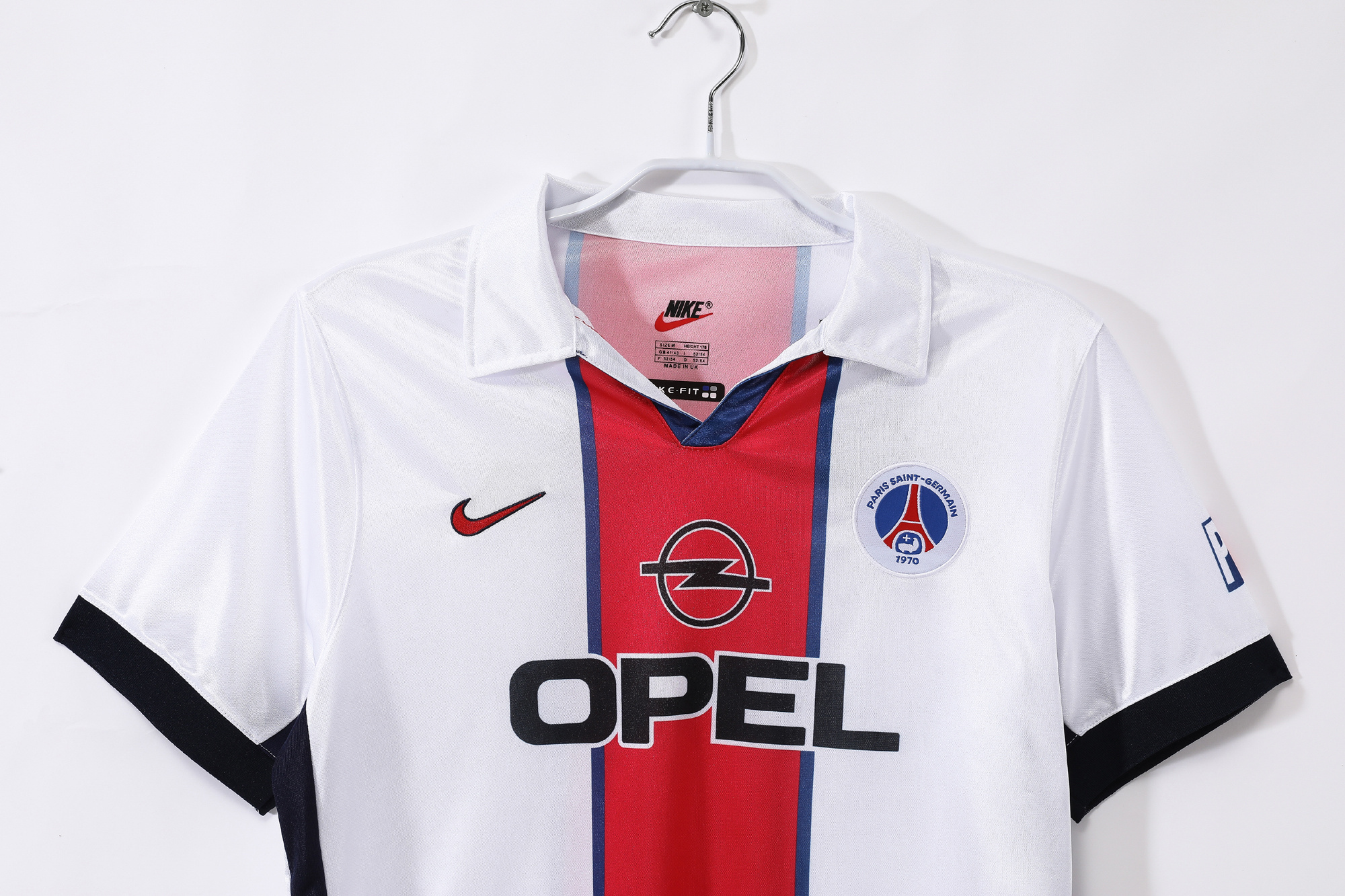 1998-1999 Paris away jersey
