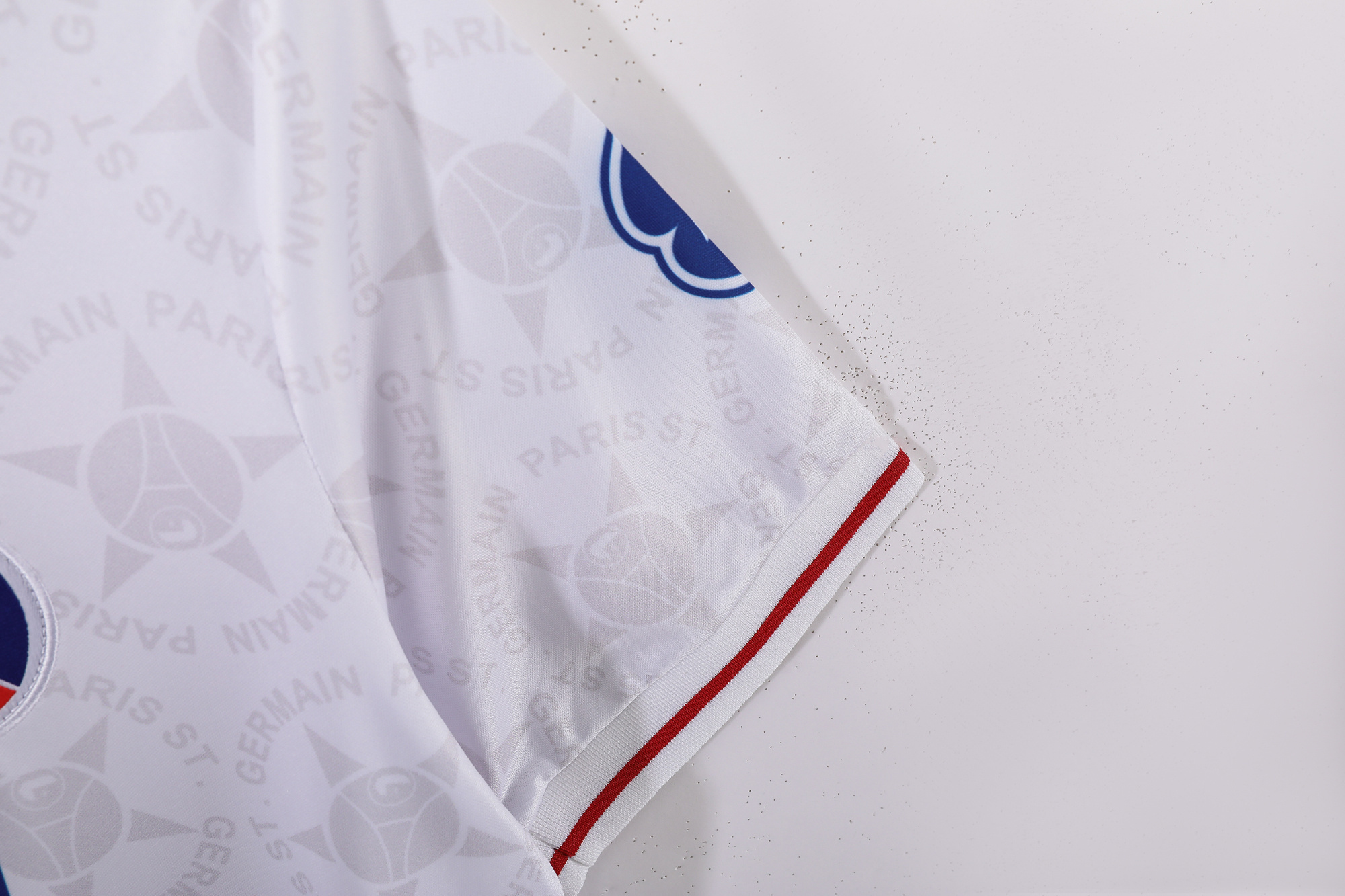 1995-1996 Paris away jersey