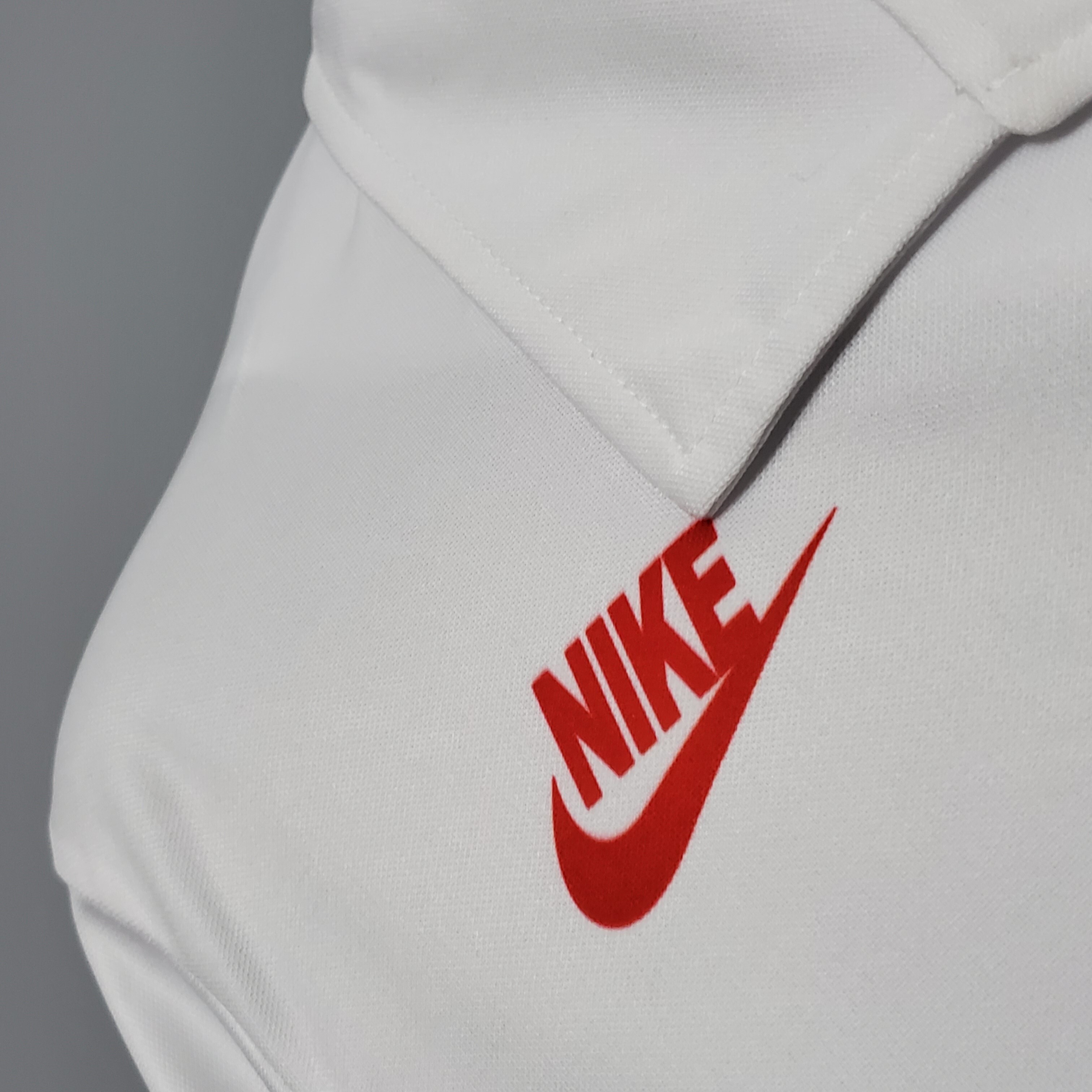 1990-1992 Paris away jersey