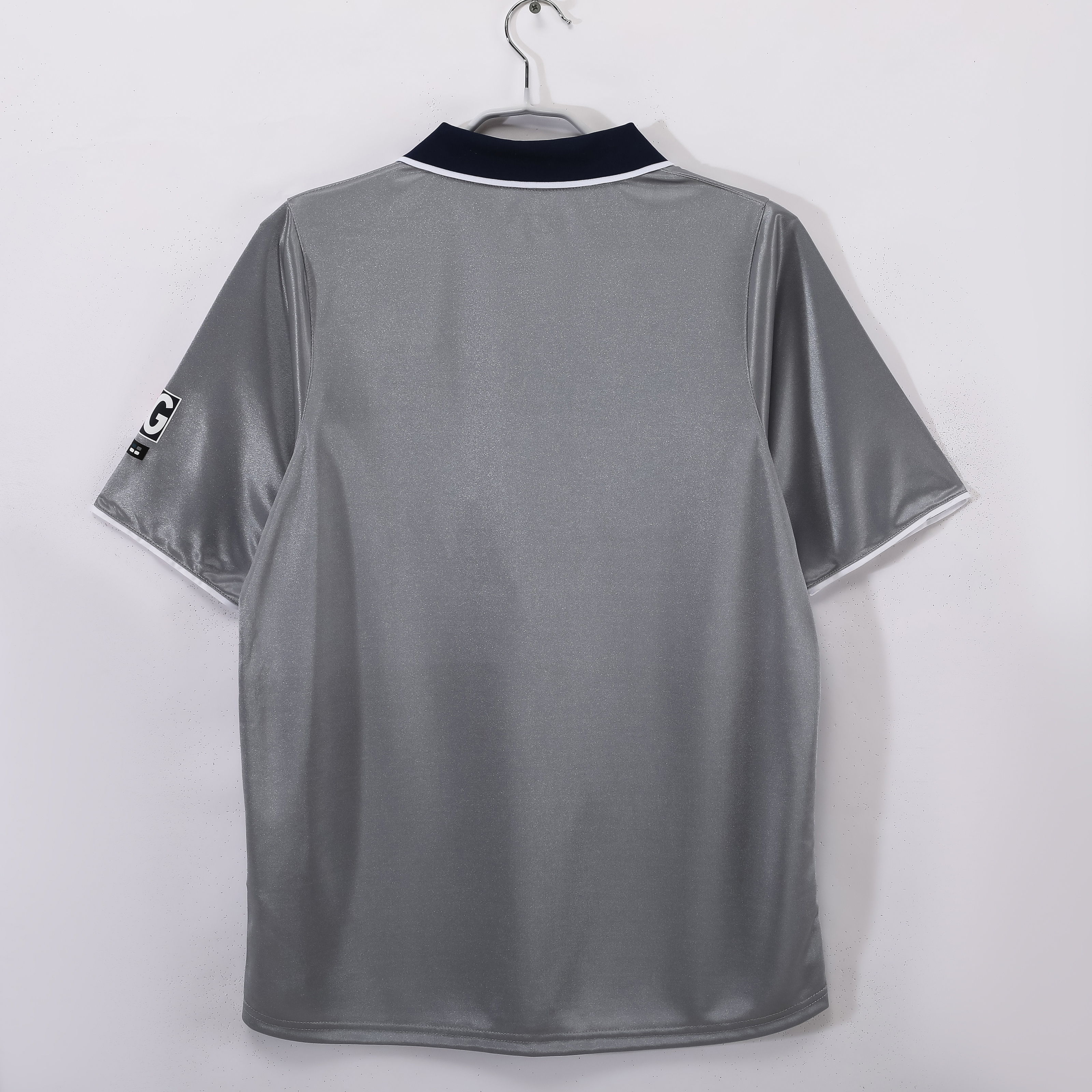 2000-2001 Paris away jersey