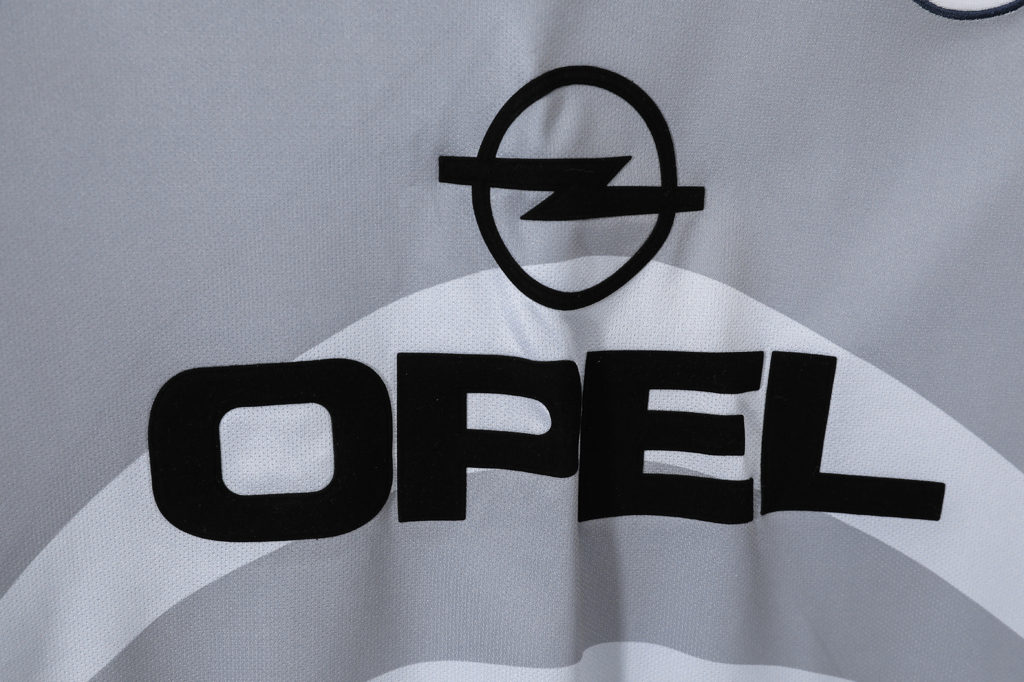 2001-2002 Paris away jersey