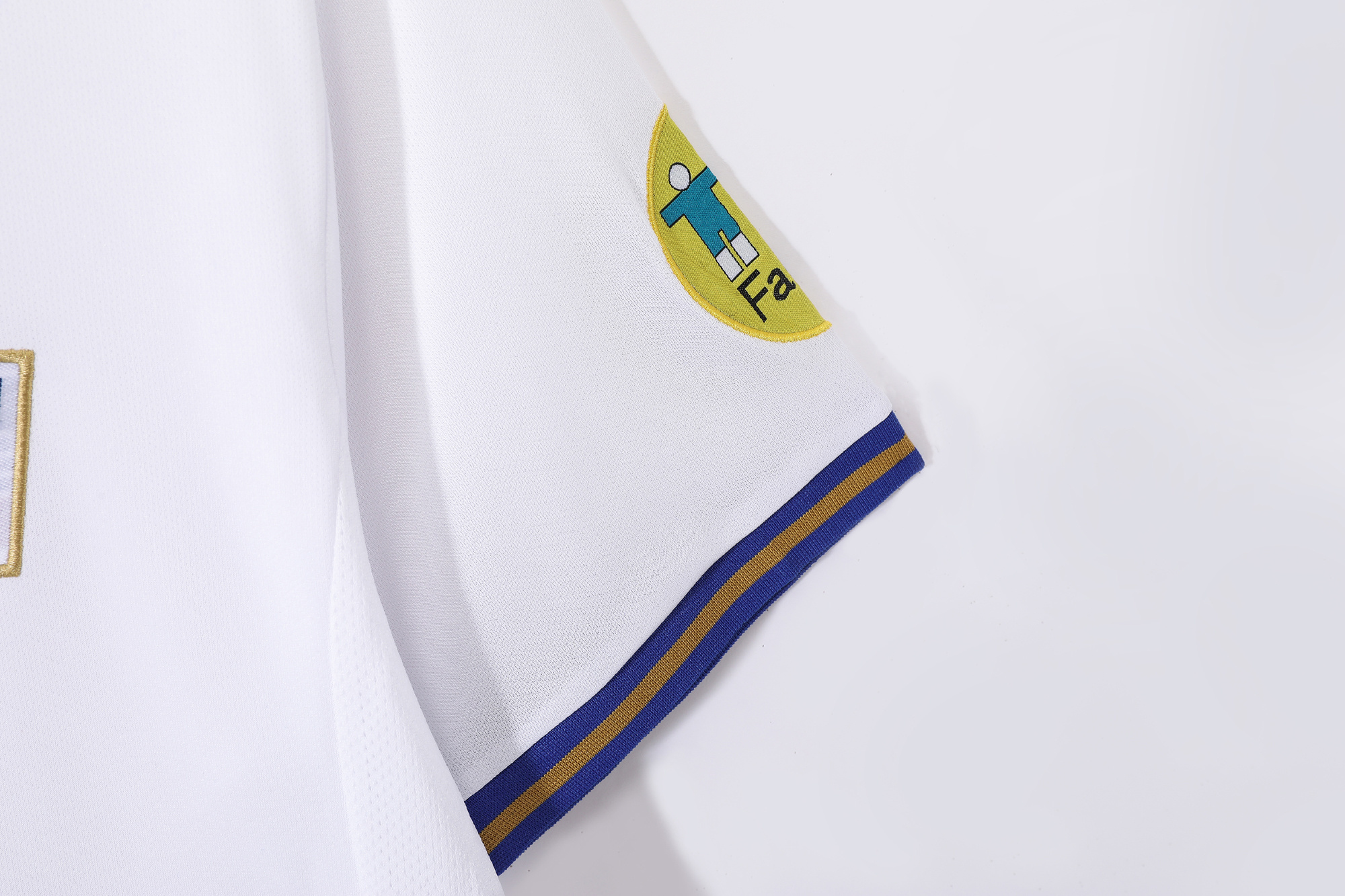 1996 Italy Away jersey