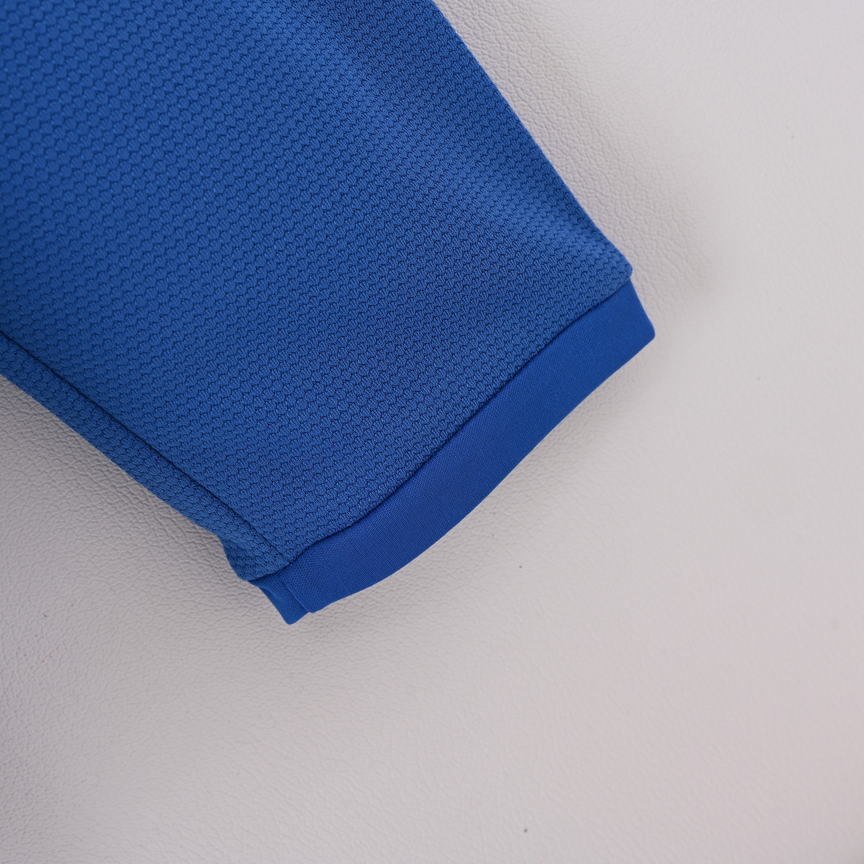 Long sleeves 2006 Italy Home jersey