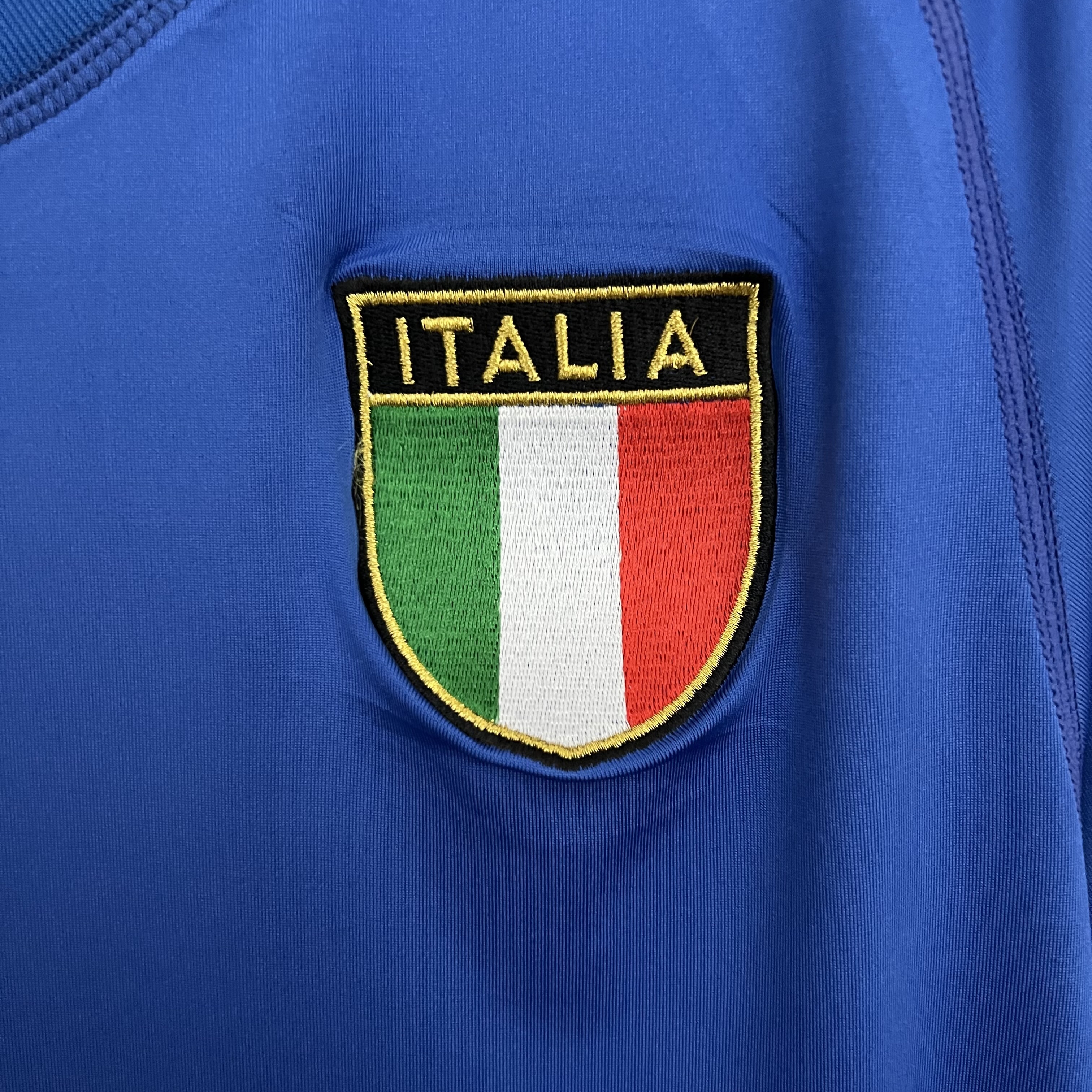2000 Italy Home jersey