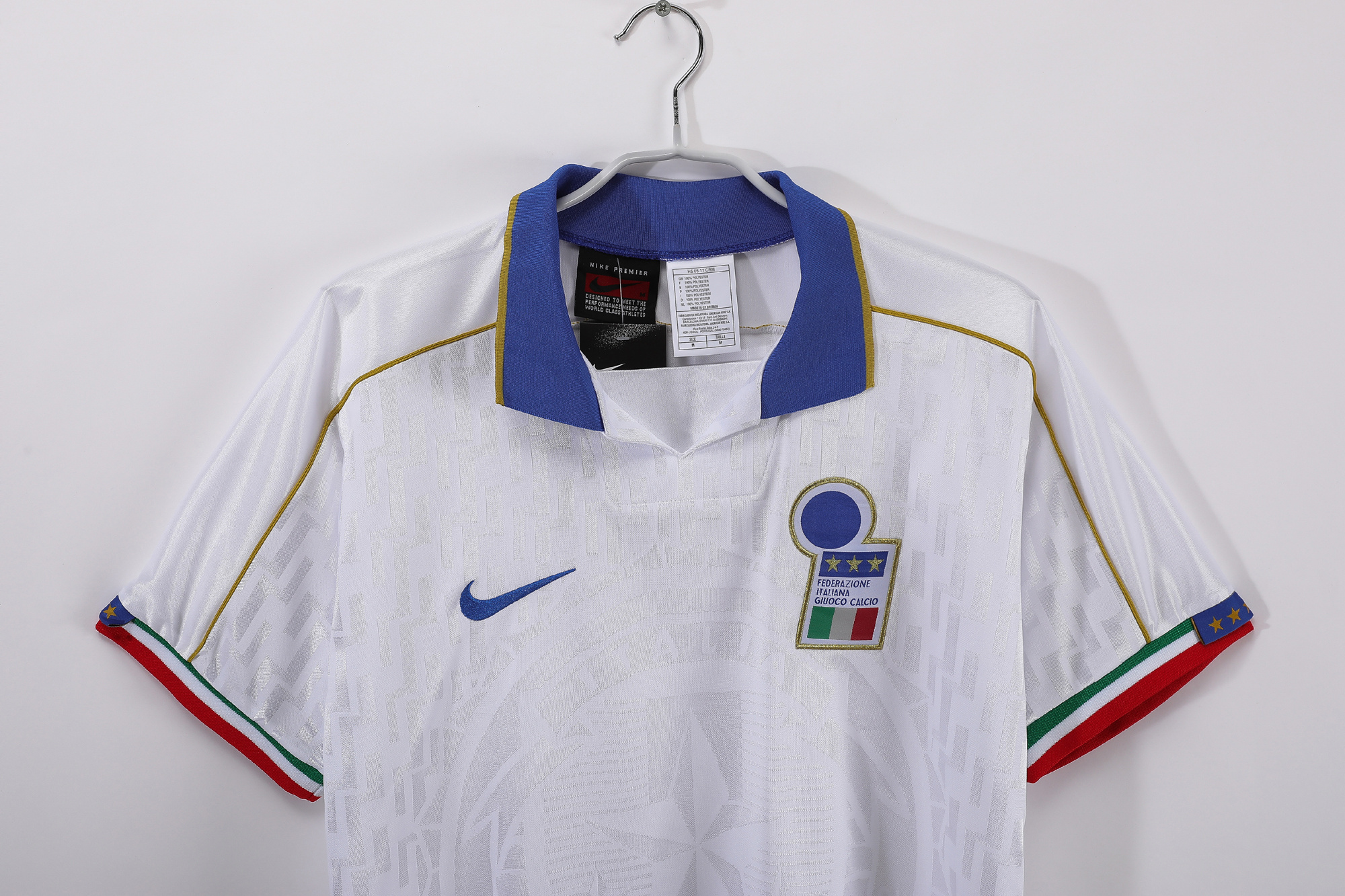 1995 Italy Away jersey