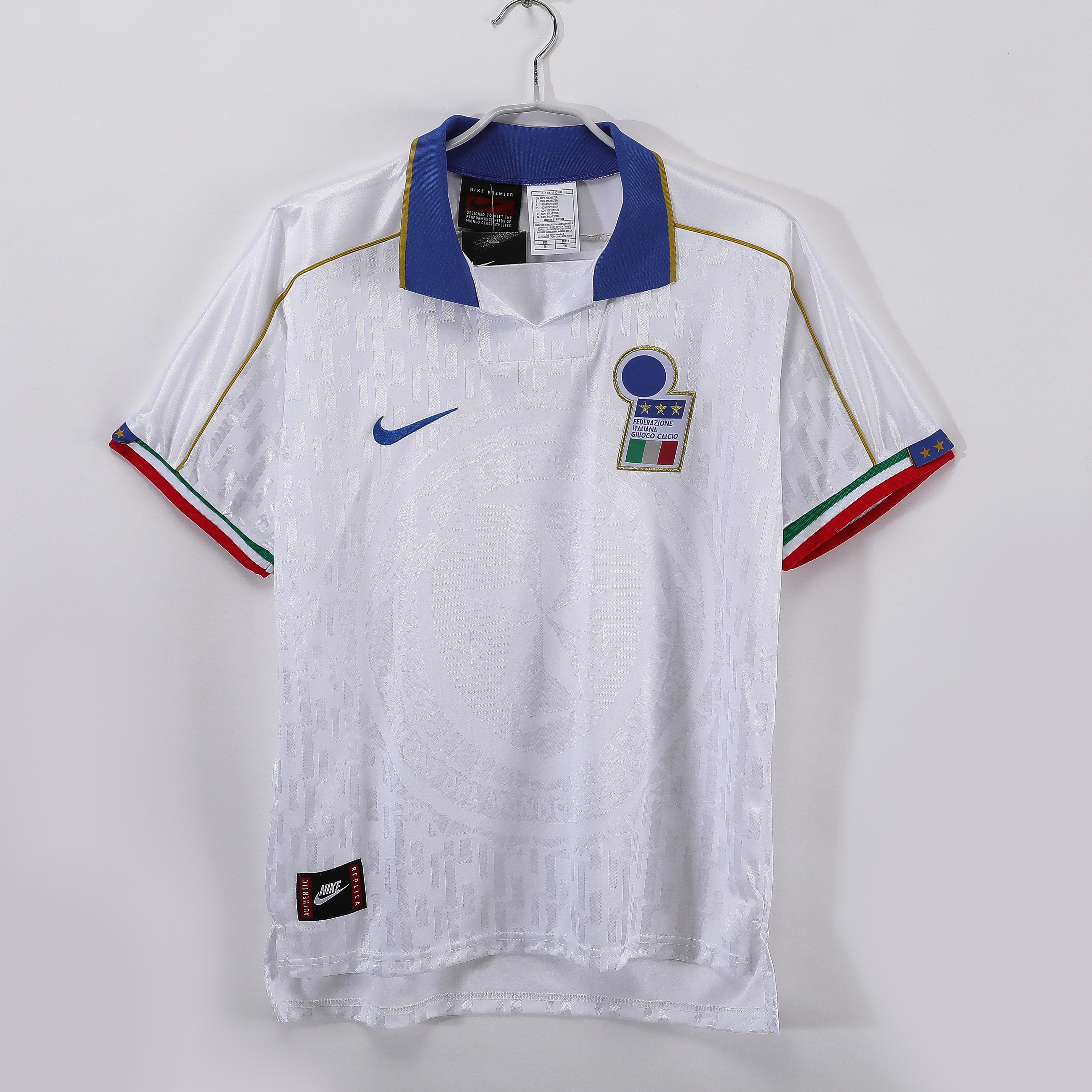 1995 Italy Away jersey