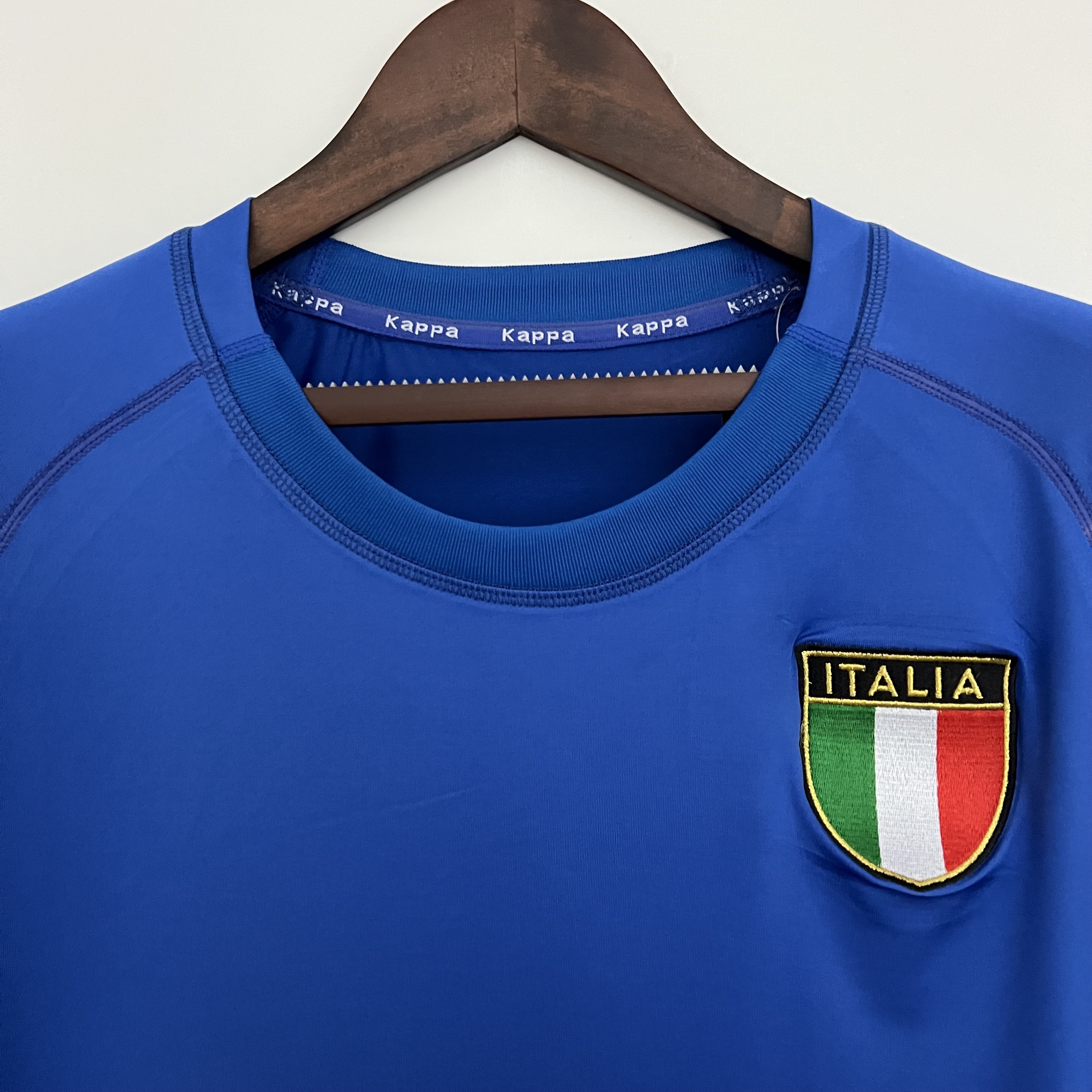 2000 Italy Home jersey