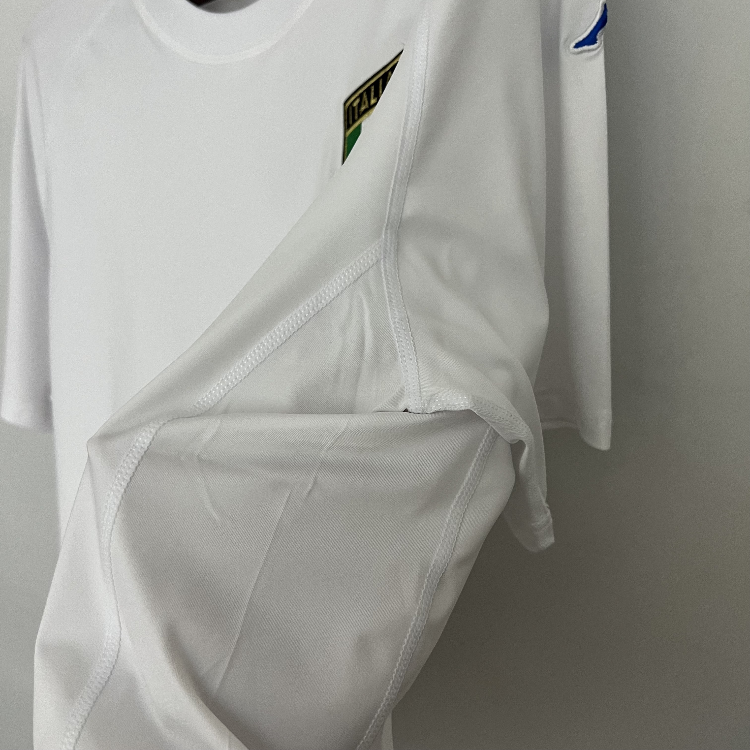 2000 Italy Away jersey