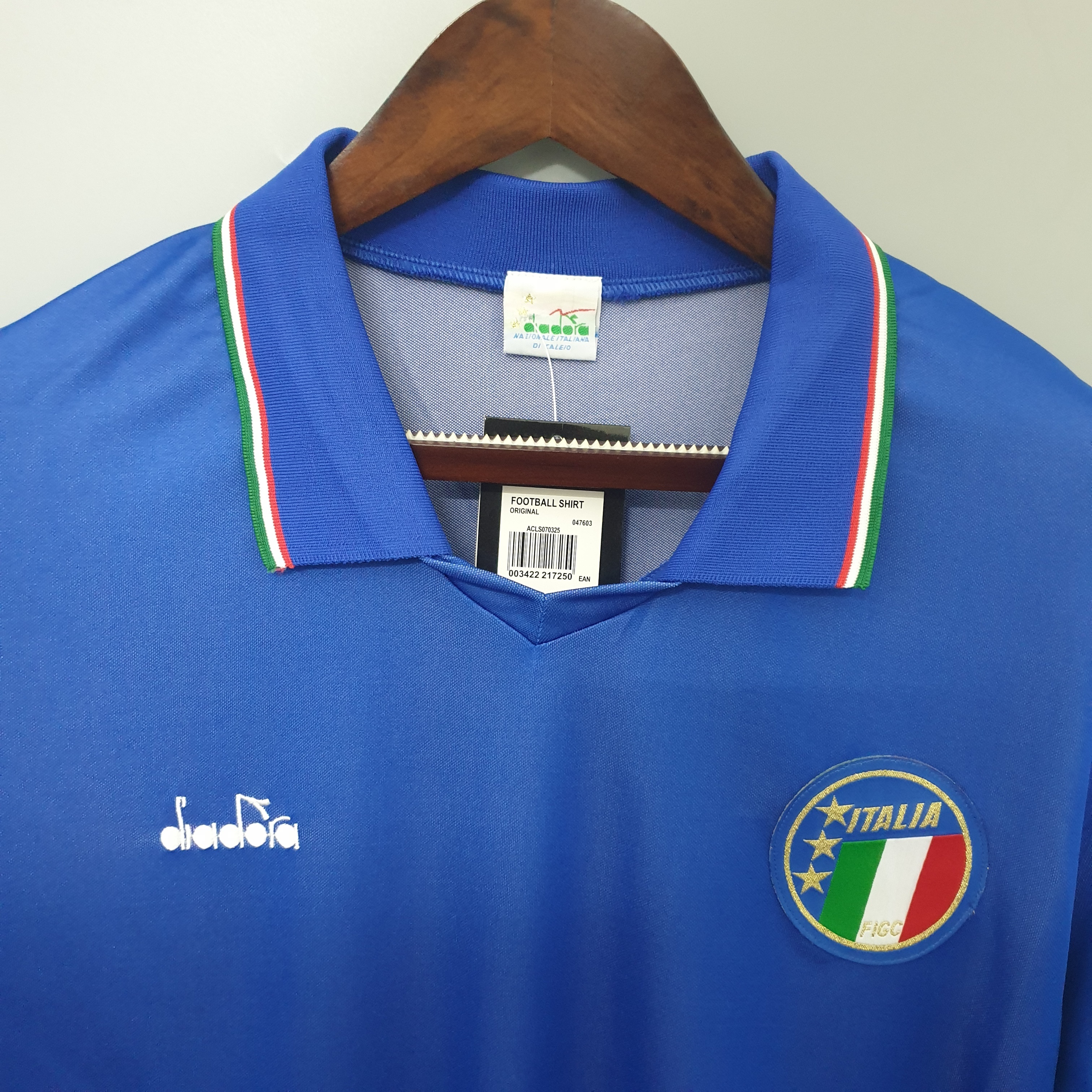 1990 Italy Home jersey