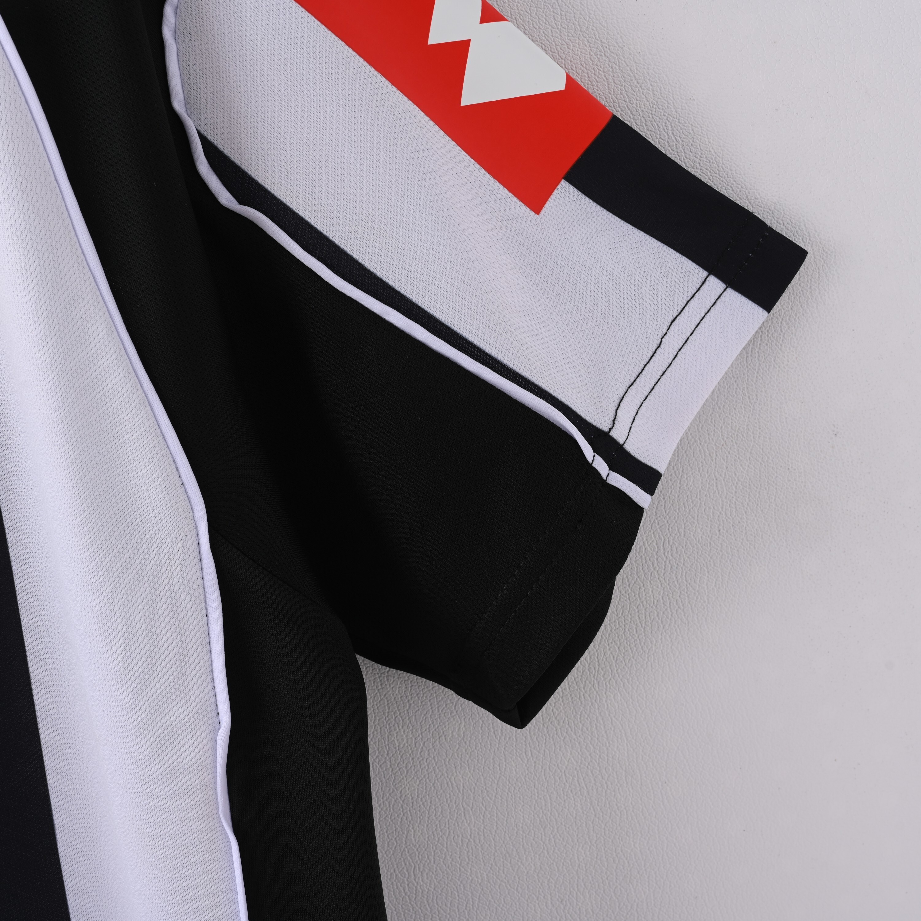 2002-2003 Juventus Home jersey