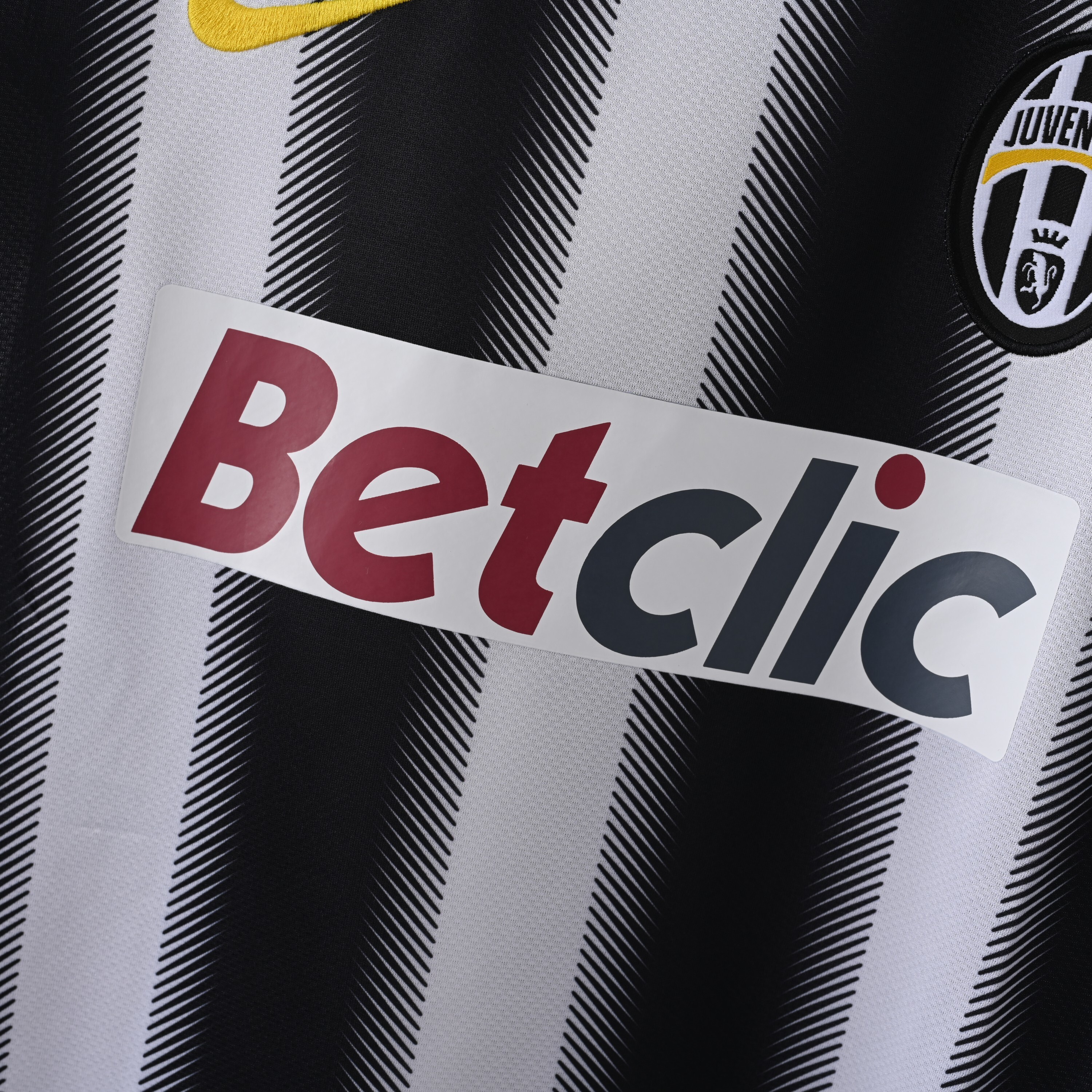 2011-2012 Juventus Home jersey