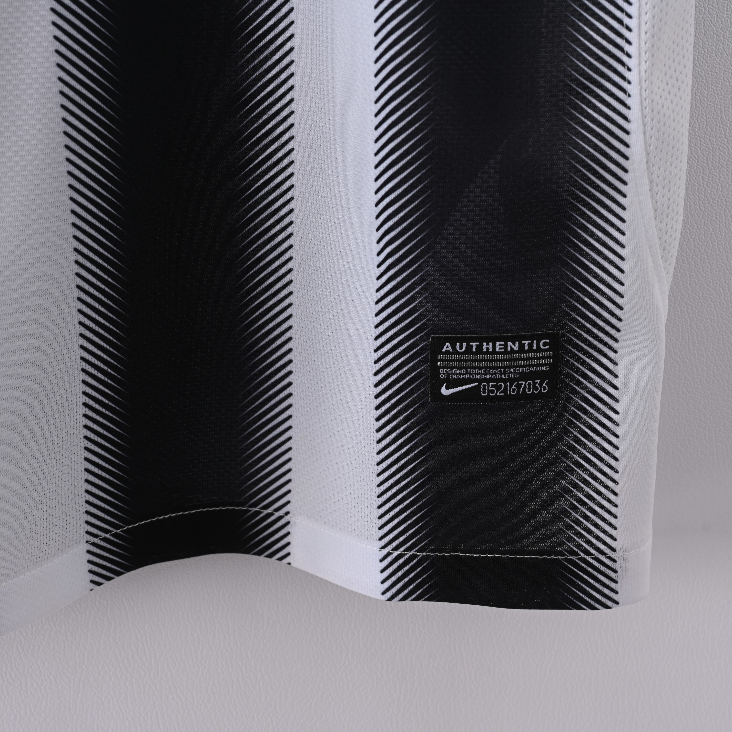 2011-2012 Juventus Home jersey