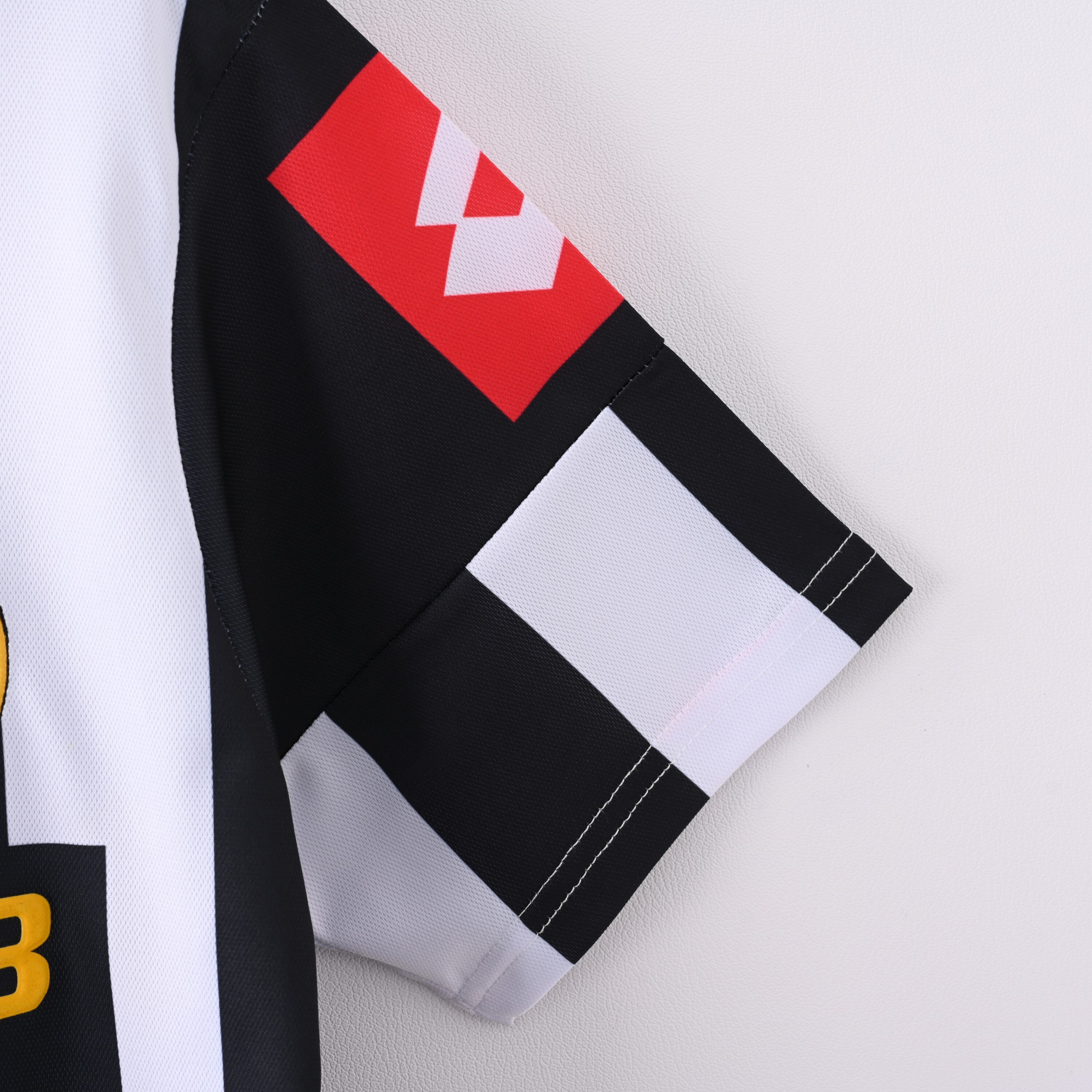 2001-2002 Juventus Home jersey