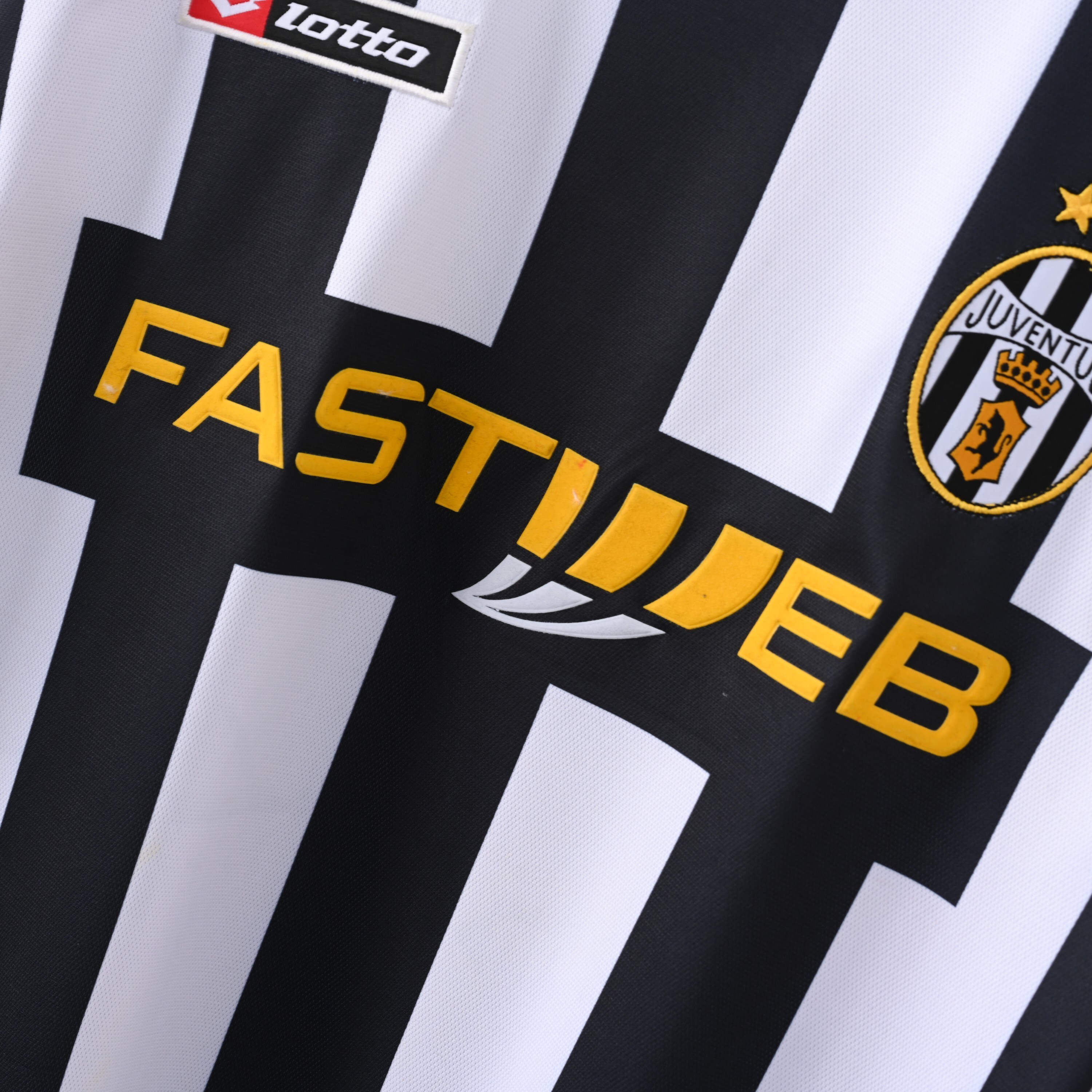 2001-2002 Juventus Home jersey