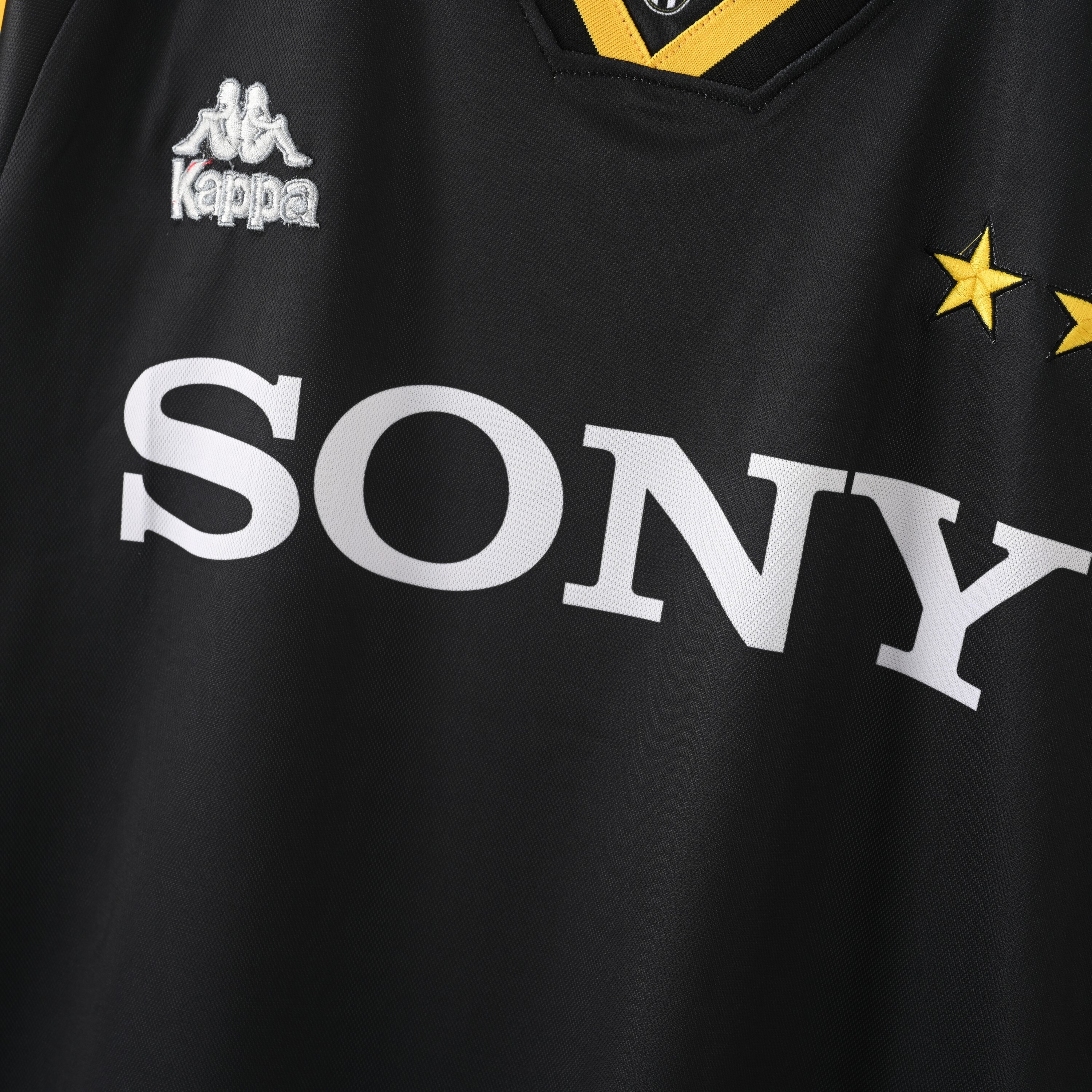 1995-1996 Juventus Third Jersey