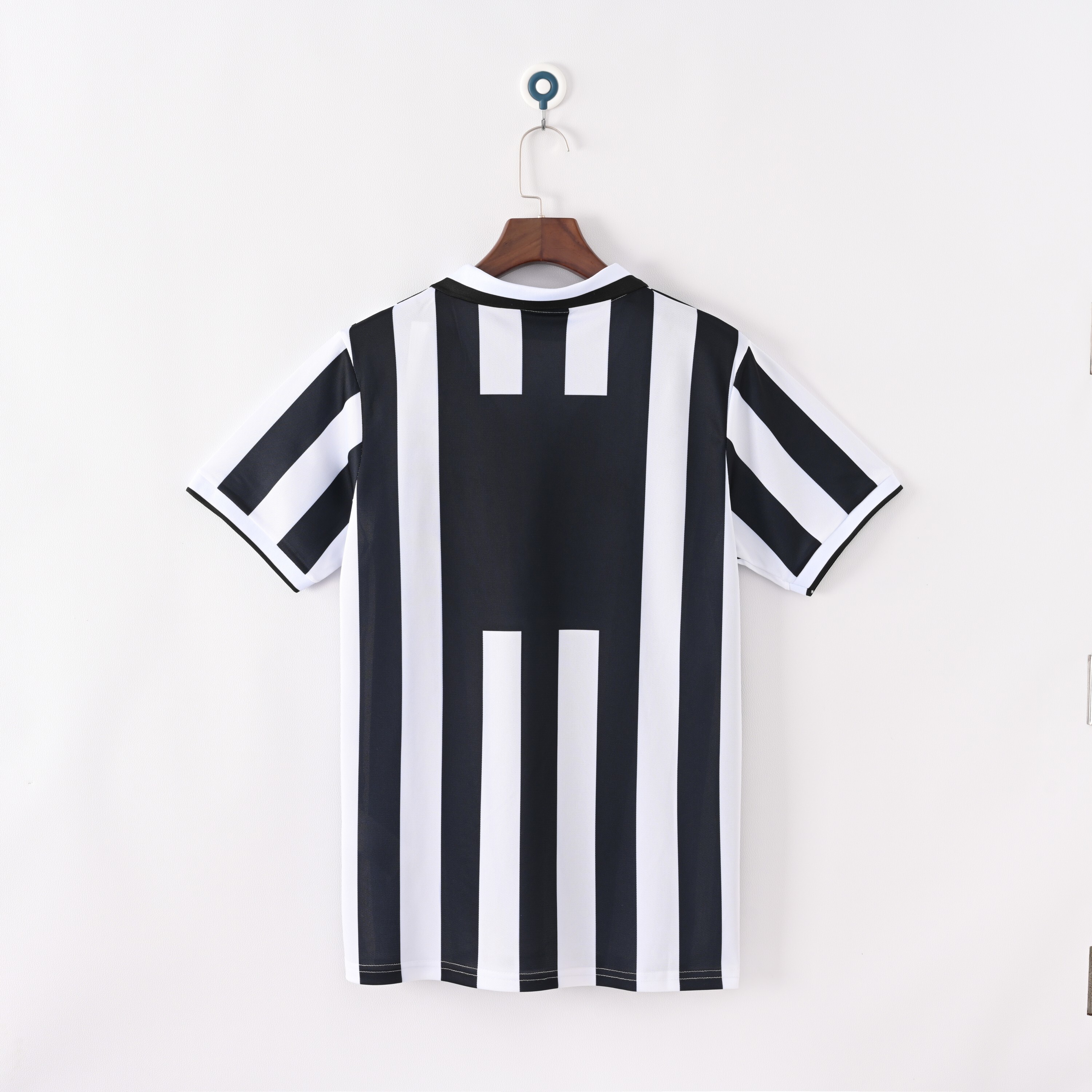 1994-1995 Juventus Home jersey