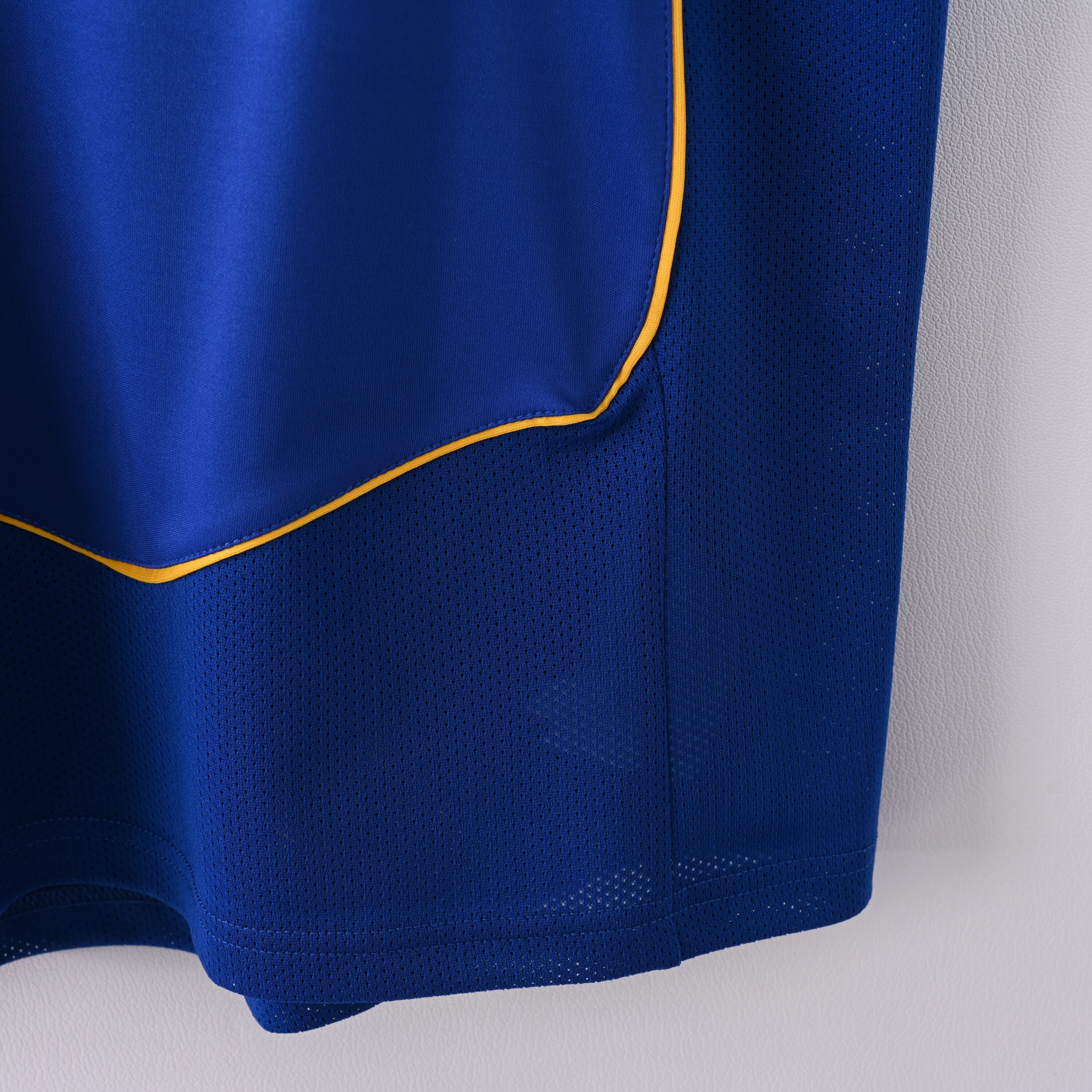 2004-2005 Juventus Away jersey