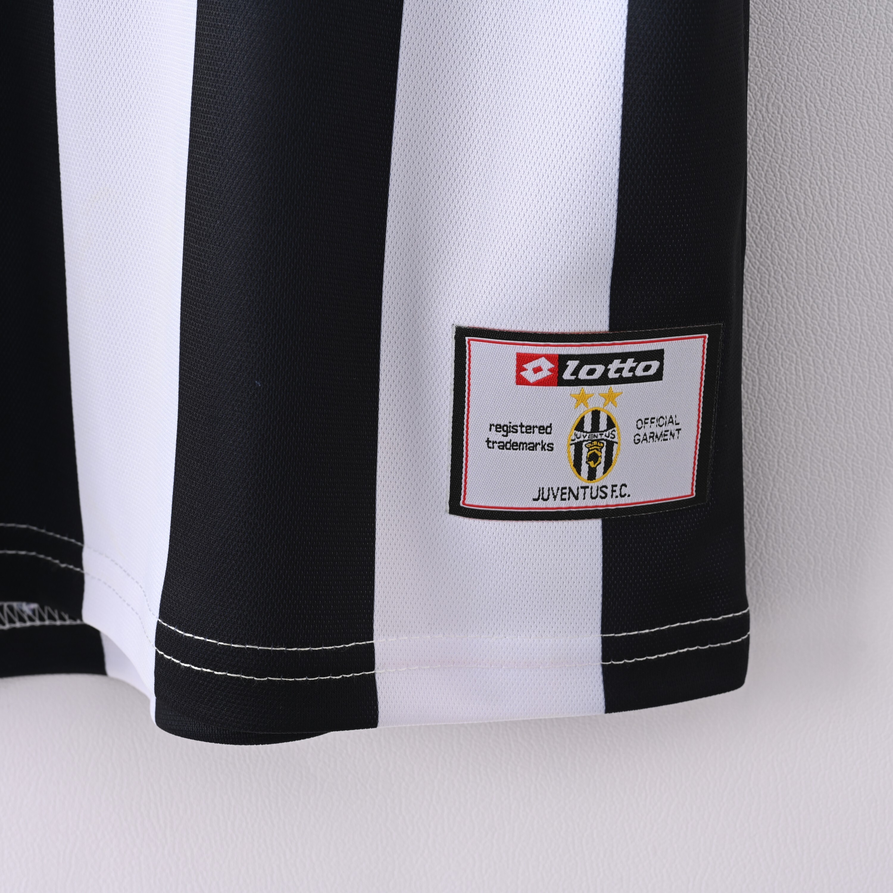 2001-2002 Juventus Home jersey