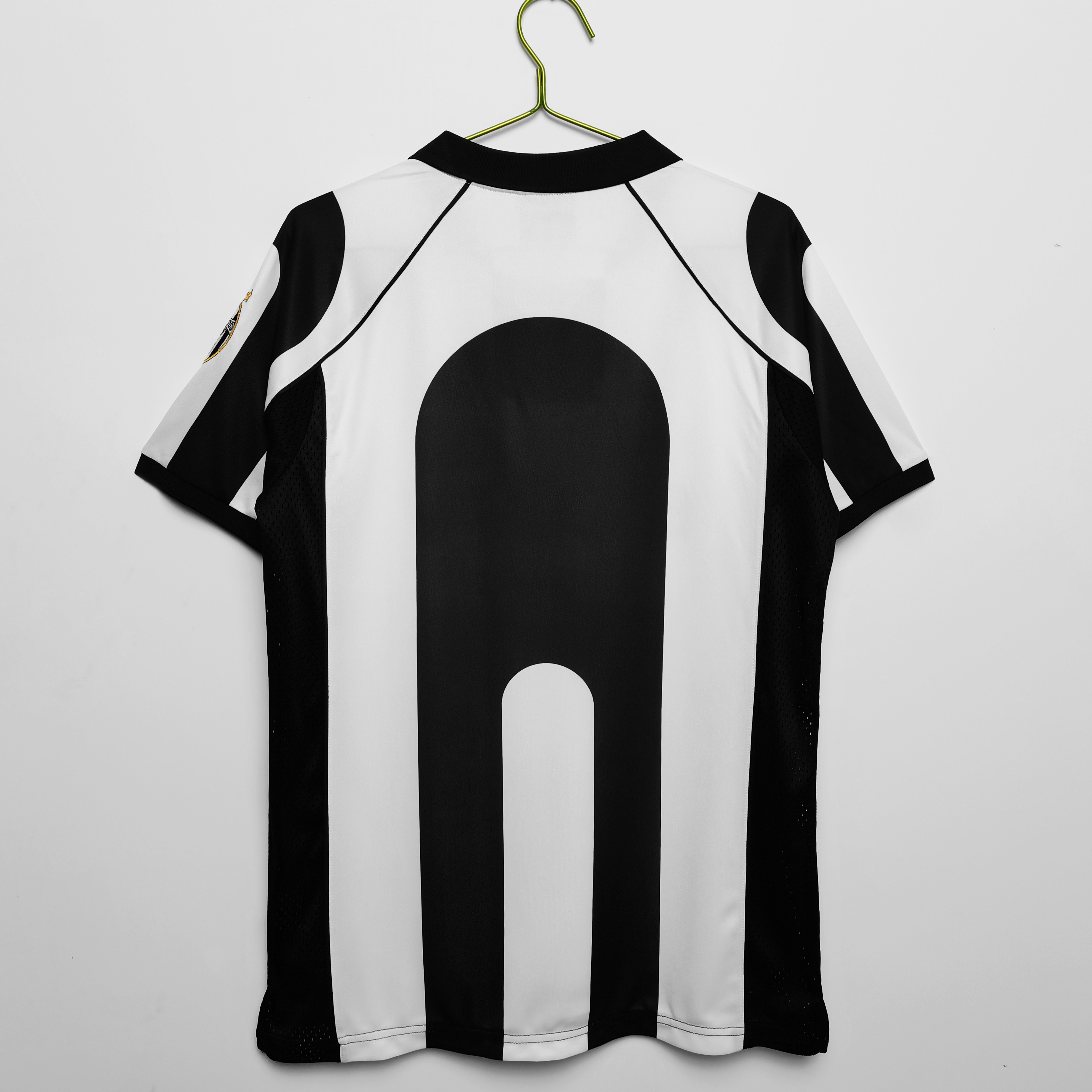 1997-1998 Juventus Home jersey