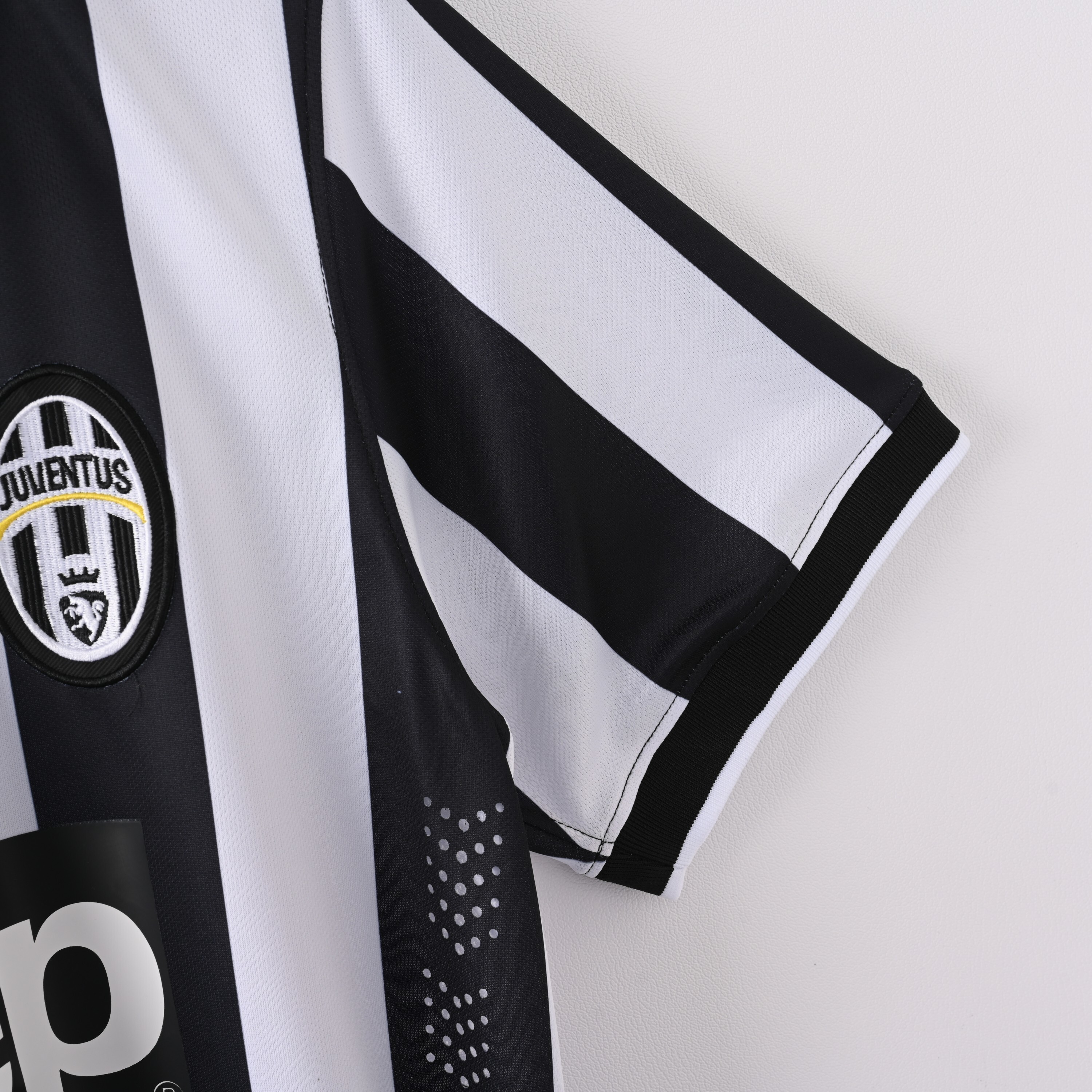 2015-2016 Juventus Home jersey